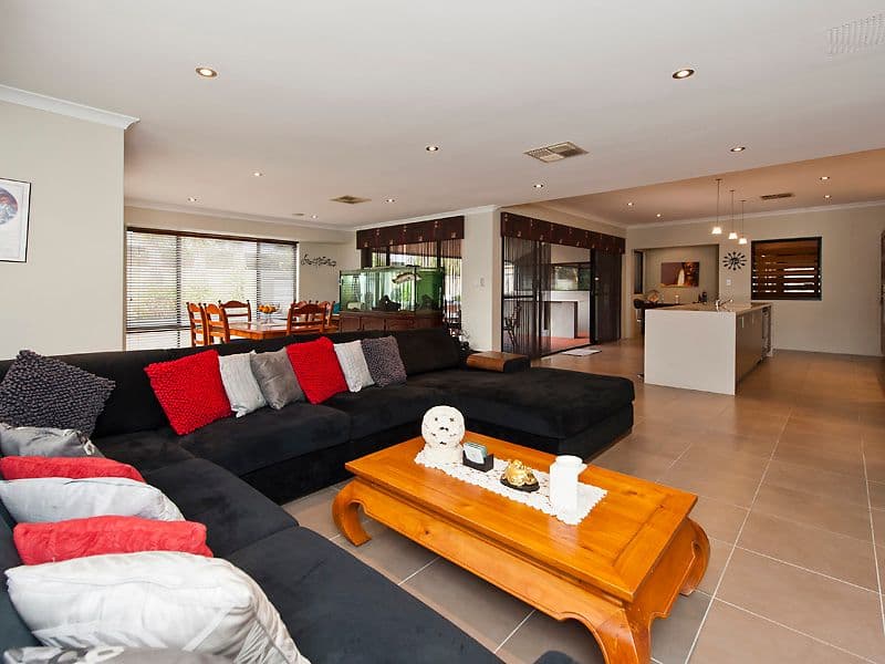 40 Vernon Gough Drive, Baldivis WA 6171, Baldivis - Thumbnail 2