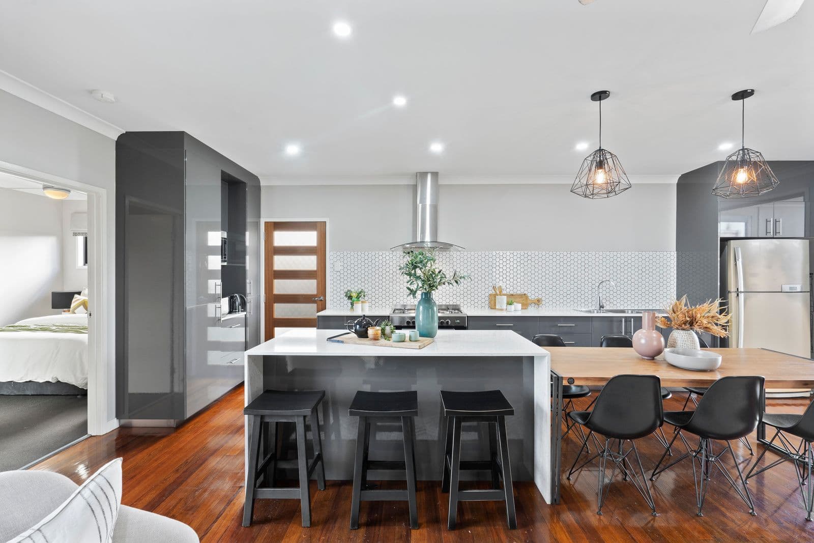 76 Nicholson Street, Greenslopes QLD 4120, Greenslopes - Thumbnail 2