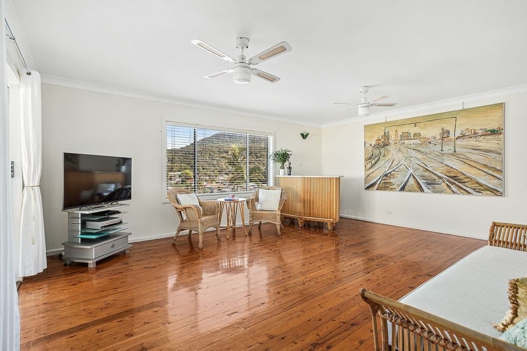 19 Frost Parade, Balgownie - Thumbnail 2