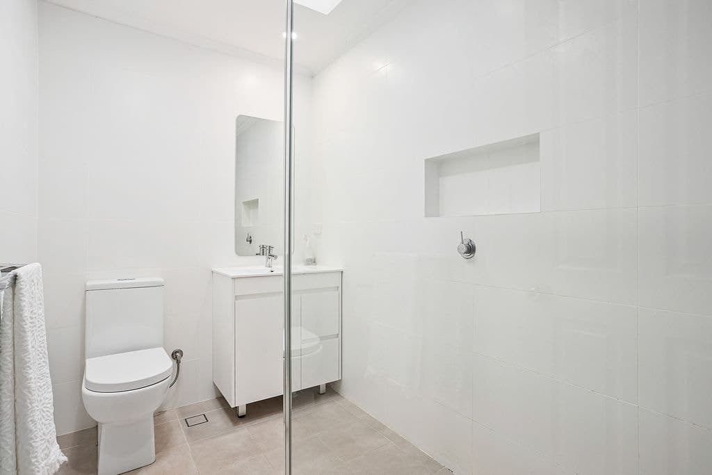 19 Frost Parade, Balgownie - Thumbnail 5