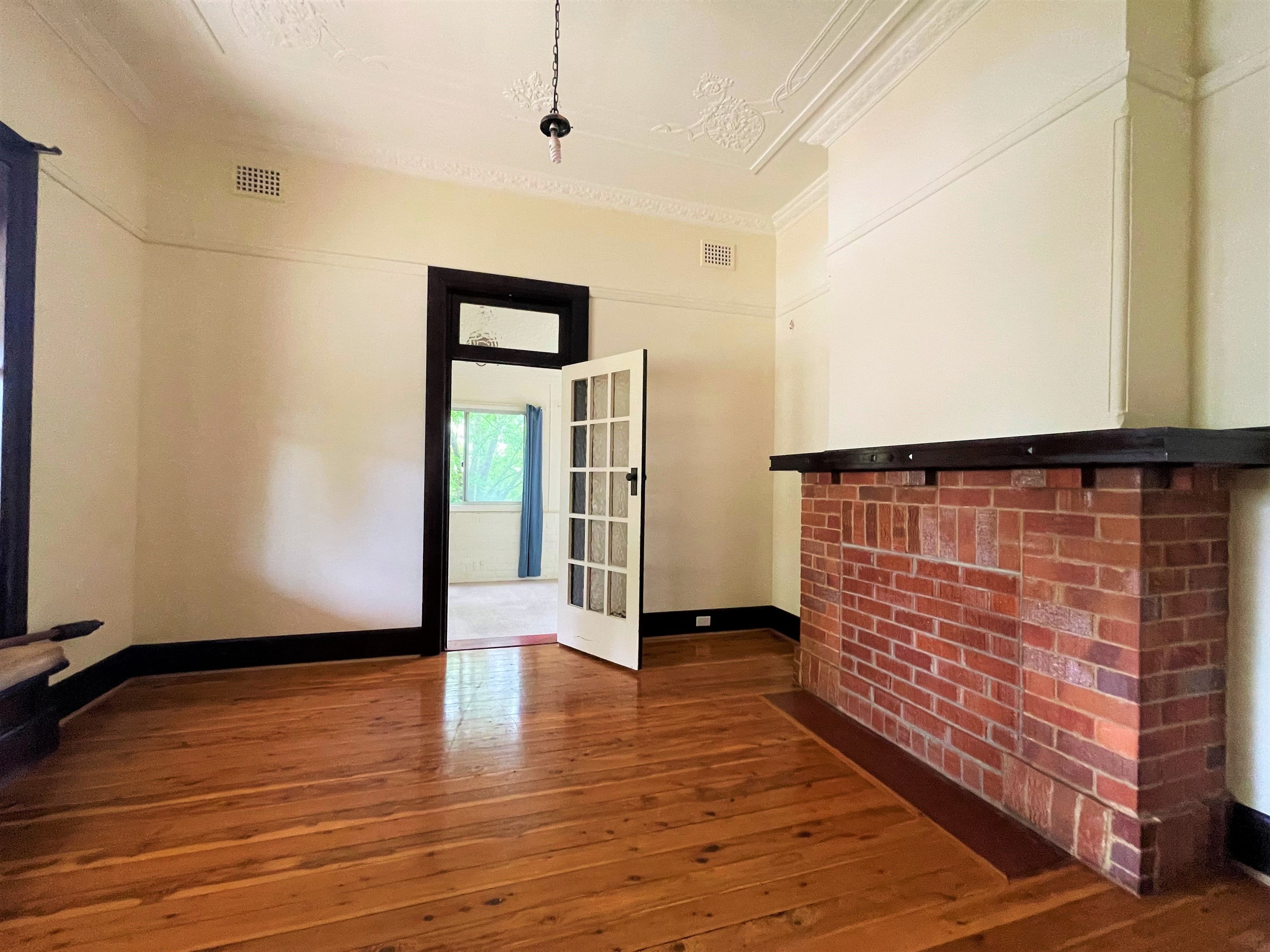 30 Campbell Street, Young NSW 2594, Young - Thumbnail 4