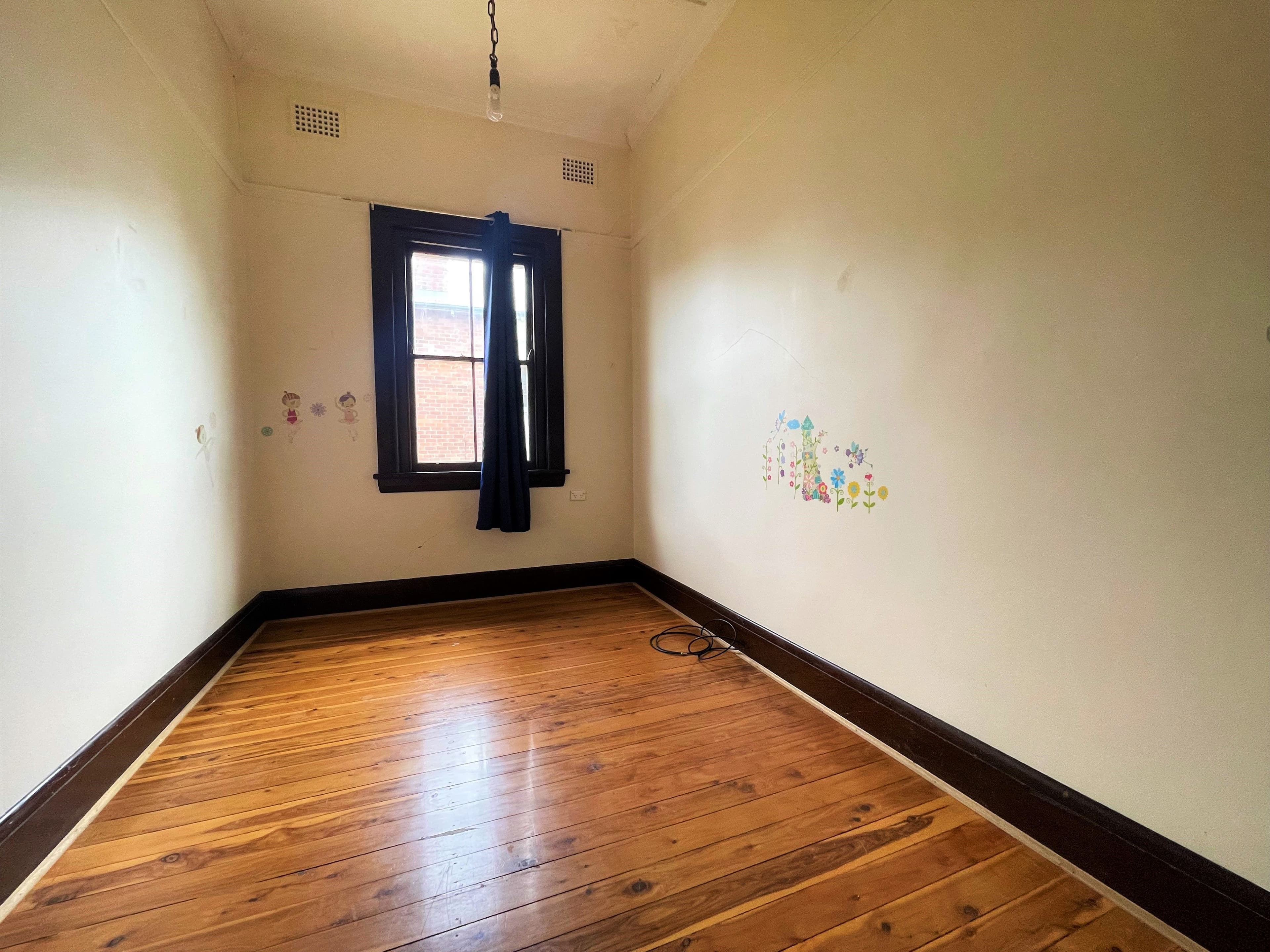 30 Campbell Street, Young NSW 2594, Young - Thumbnail 6