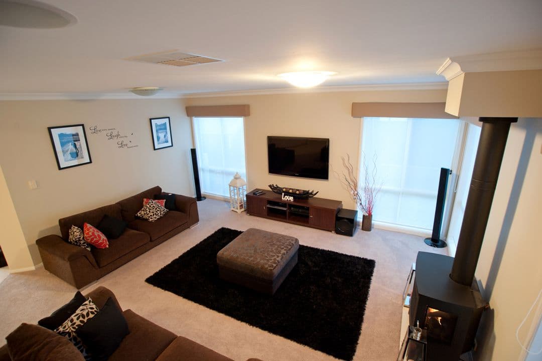 2 Waterview Crescent, GULFVIEW HEIGHTS SA 5096, Gulfview Heights - Thumbnail 2