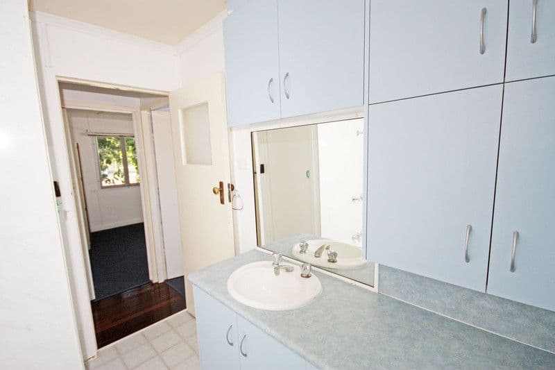 1 Malakoff Street, BILOELA QLD 4715, Biloela - Thumbnail 5