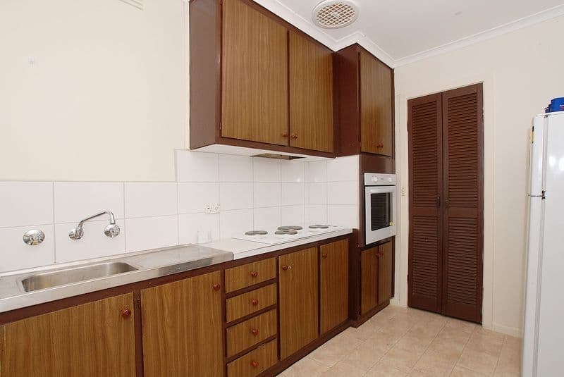 166  Charman Road, MENTONE VIC 3194, Mentone - Thumbnail 5