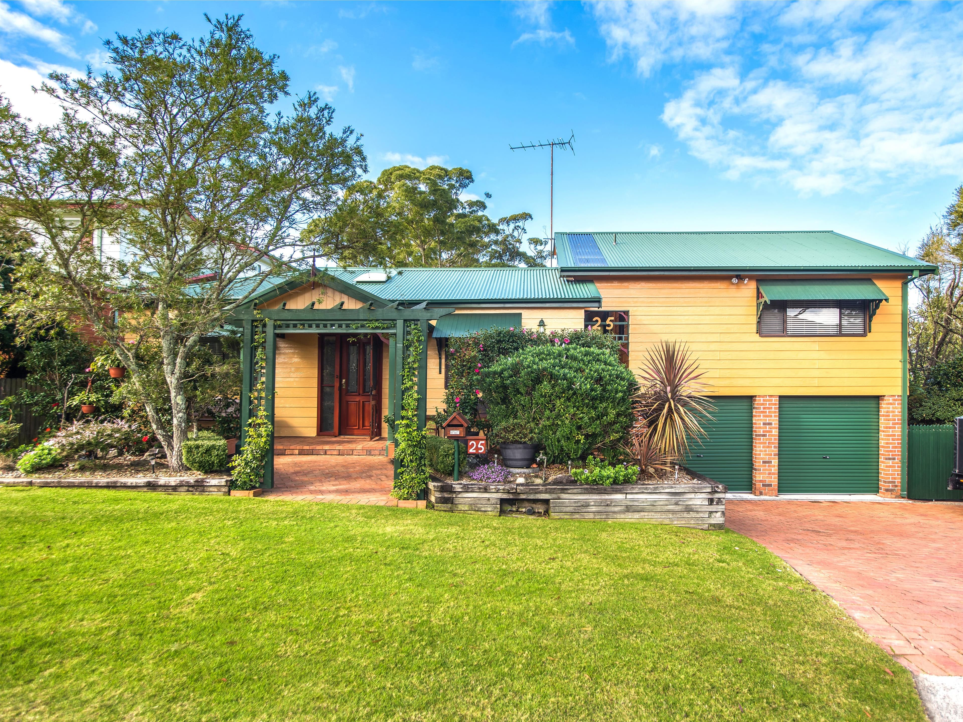 25 Stonehaven Road, Stanwell Tops - Thumbnail 3