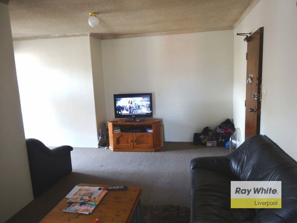 22 remembrance Avenue, Warwick Farm NSW 2170, Warwick Farm - Thumbnail 3