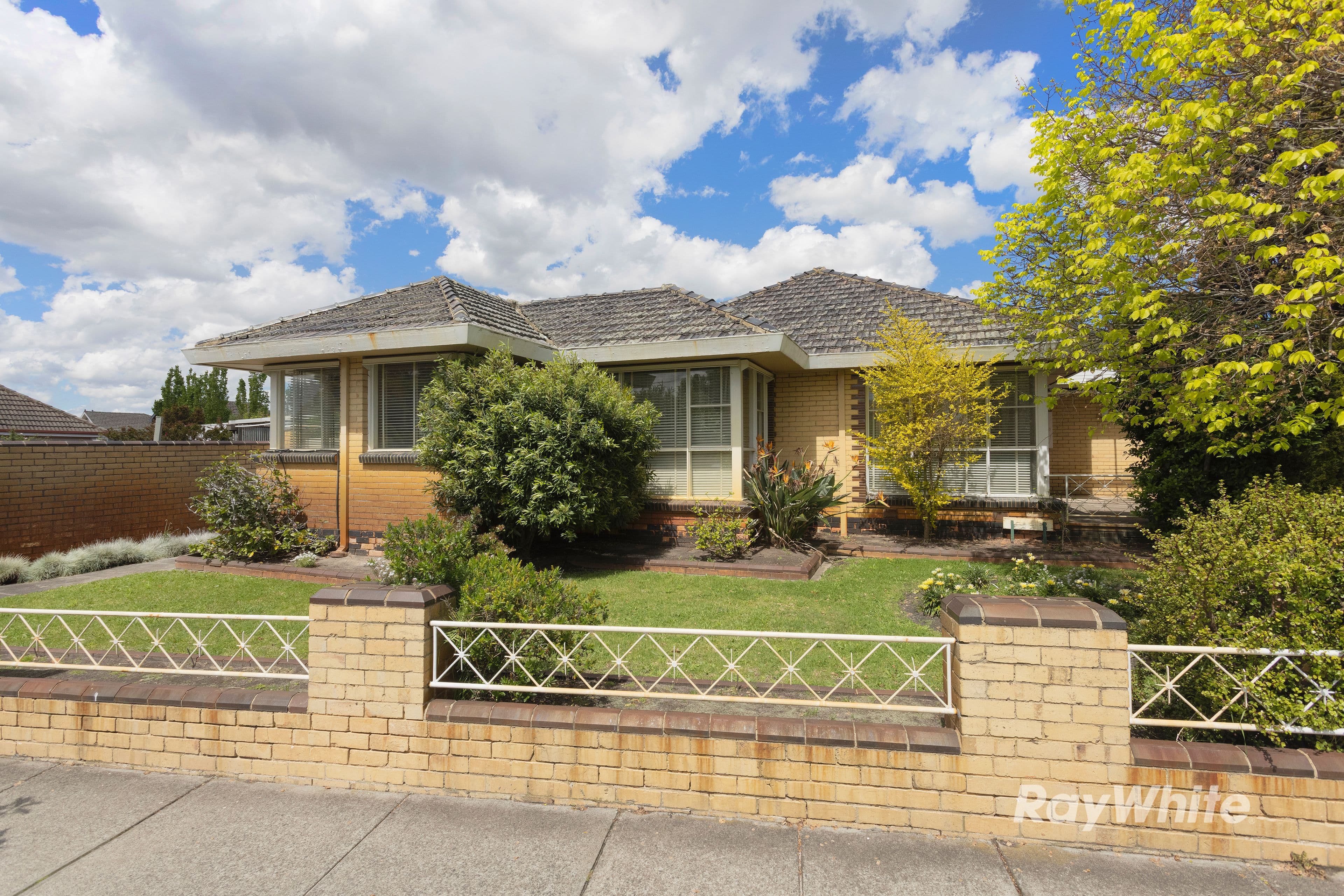 58 Brett Street, Murrumbeena VIC 3163, Murrumbeena - Thumbnail 2