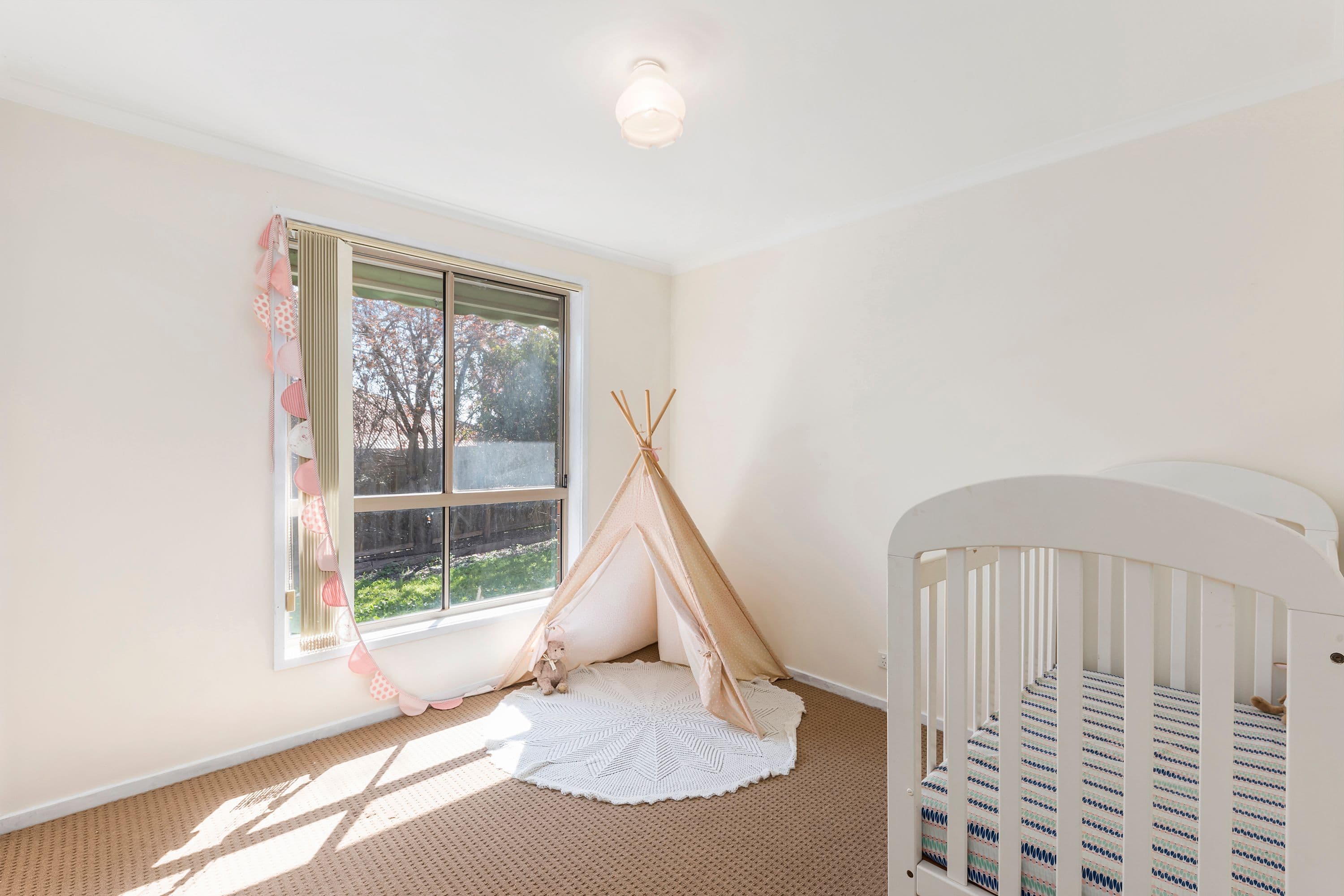 8 Truscott Street, Long Gully VIC 3550, Long Gully - Thumbnail 5
