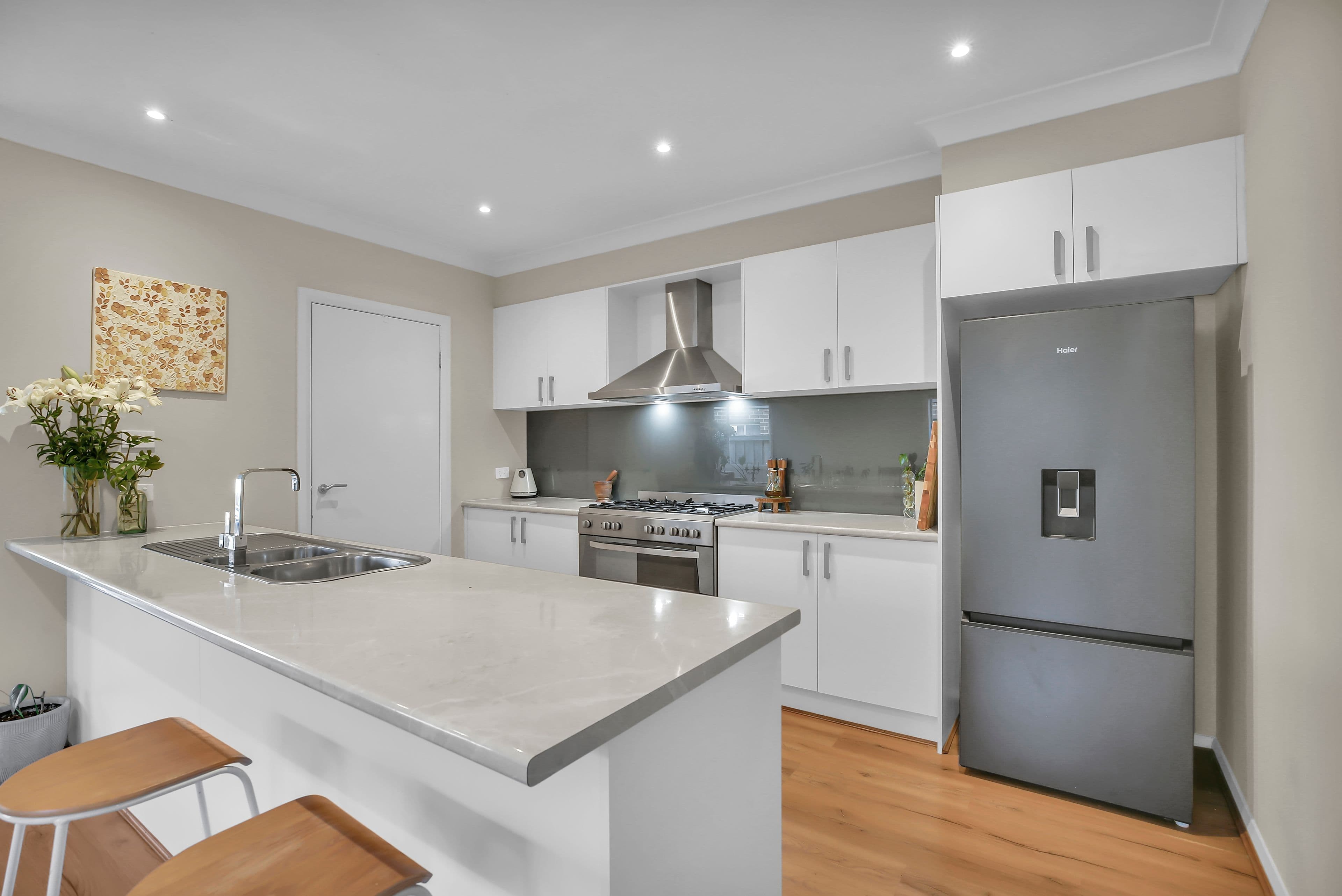 53 Belmont Crescent, Pakenham VIC 3810, Pakenham - Thumbnail 3