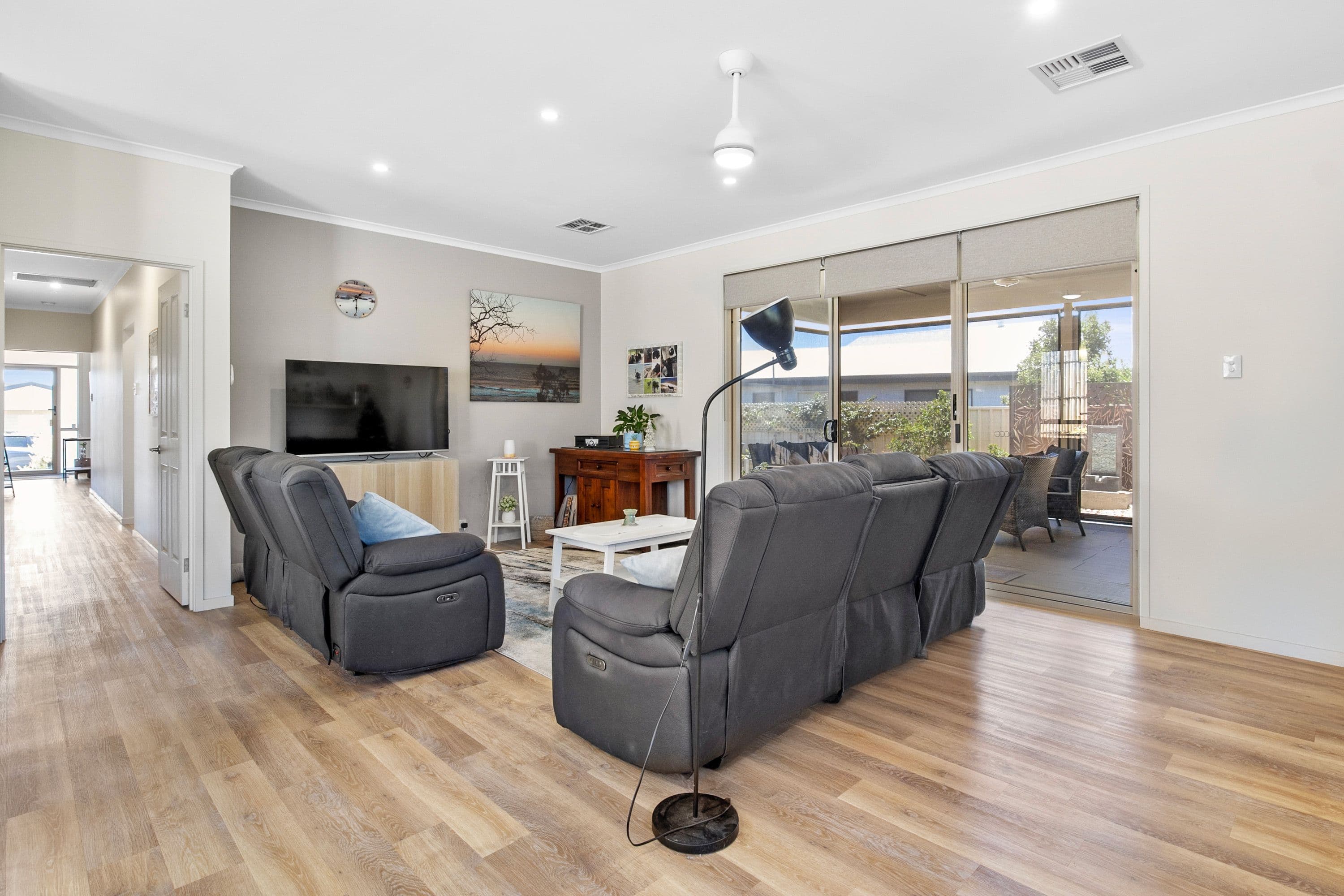 8 Resolute Avenue, Normanville SA 5204, Normanville - Thumbnail 5