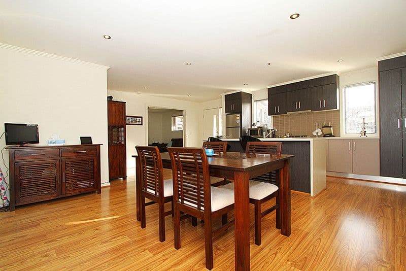 137 Hickford Street, RESERVOIR VIC 3073, Reservoir - Thumbnail 3