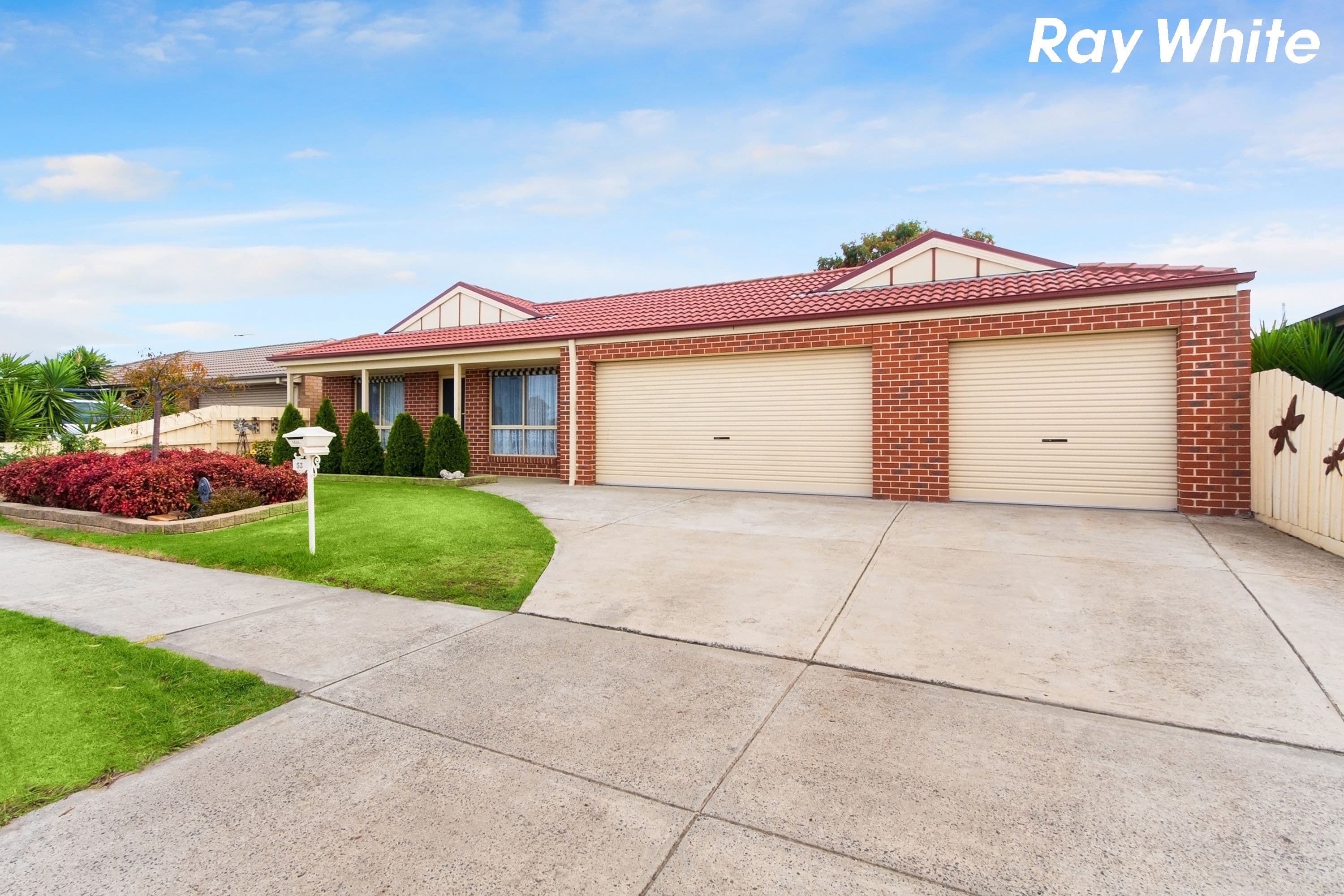 53 Bailey Boulevard, Koo Wee Rup VIC 3981, Koo Wee Rup - Thumbnail 2