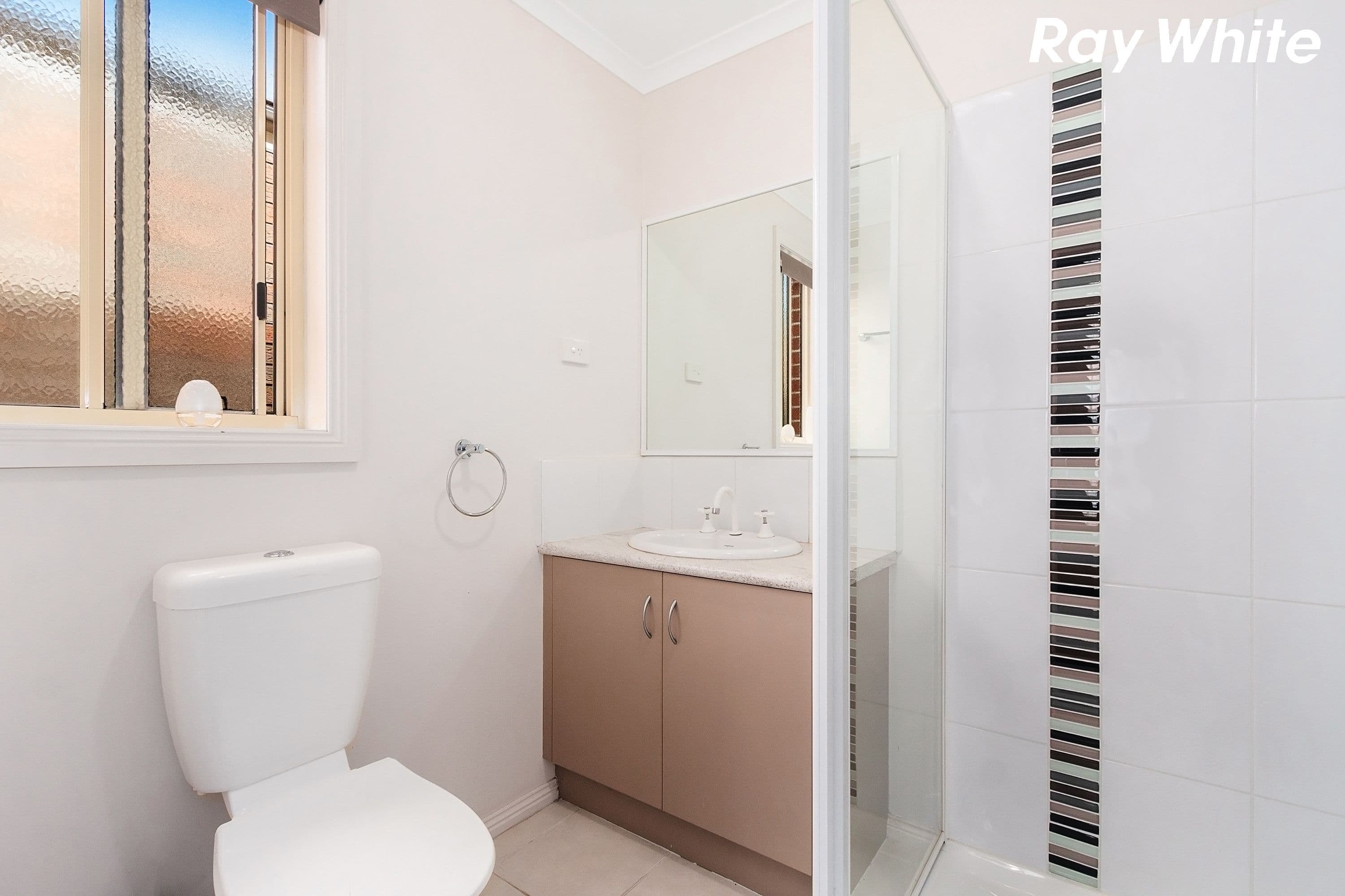 53 Bailey Boulevard, Koo Wee Rup VIC 3981, Koo Wee Rup - Thumbnail 4