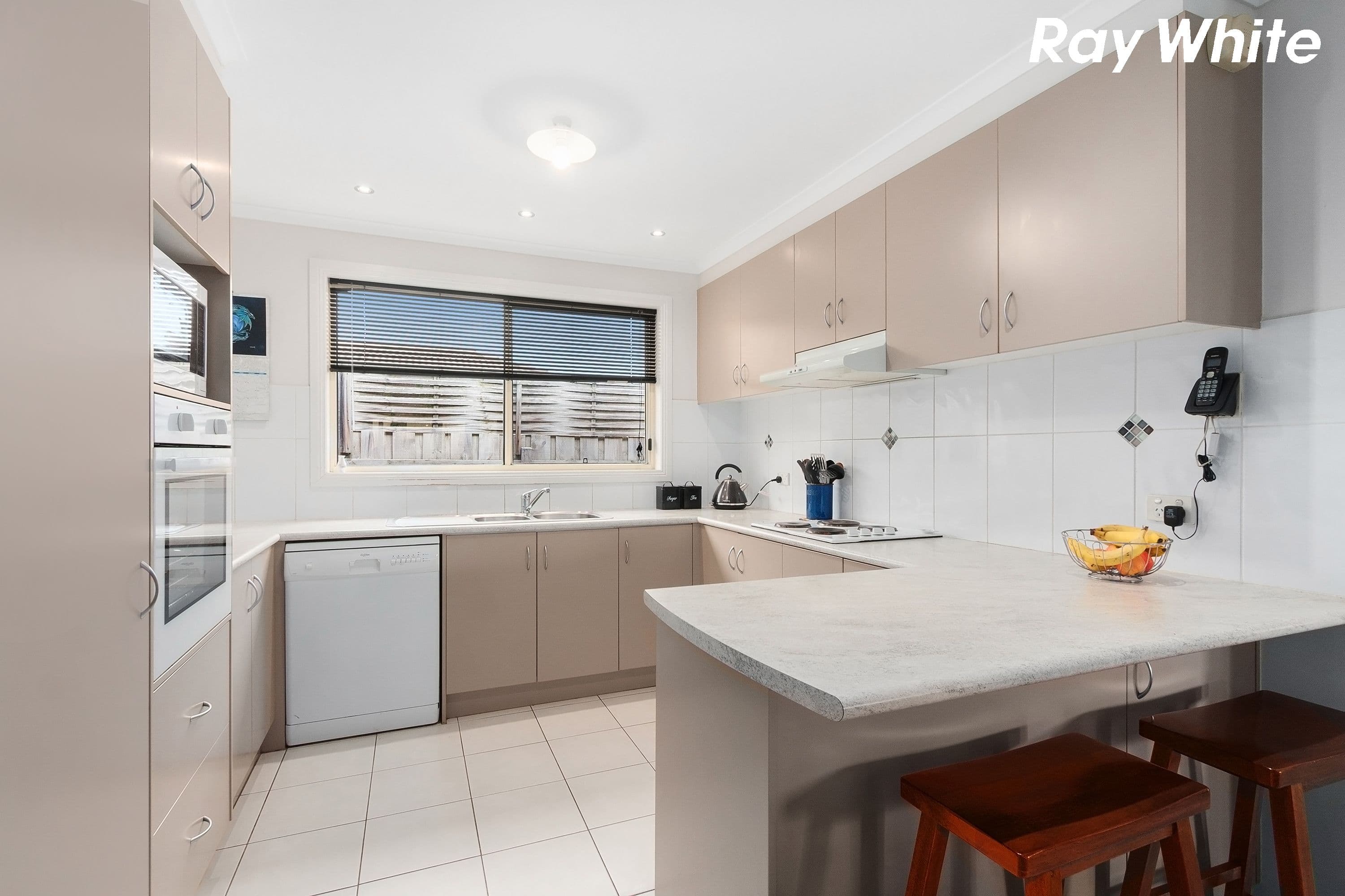 53 Bailey Boulevard, Koo Wee Rup VIC 3981, Koo Wee Rup - Thumbnail 8