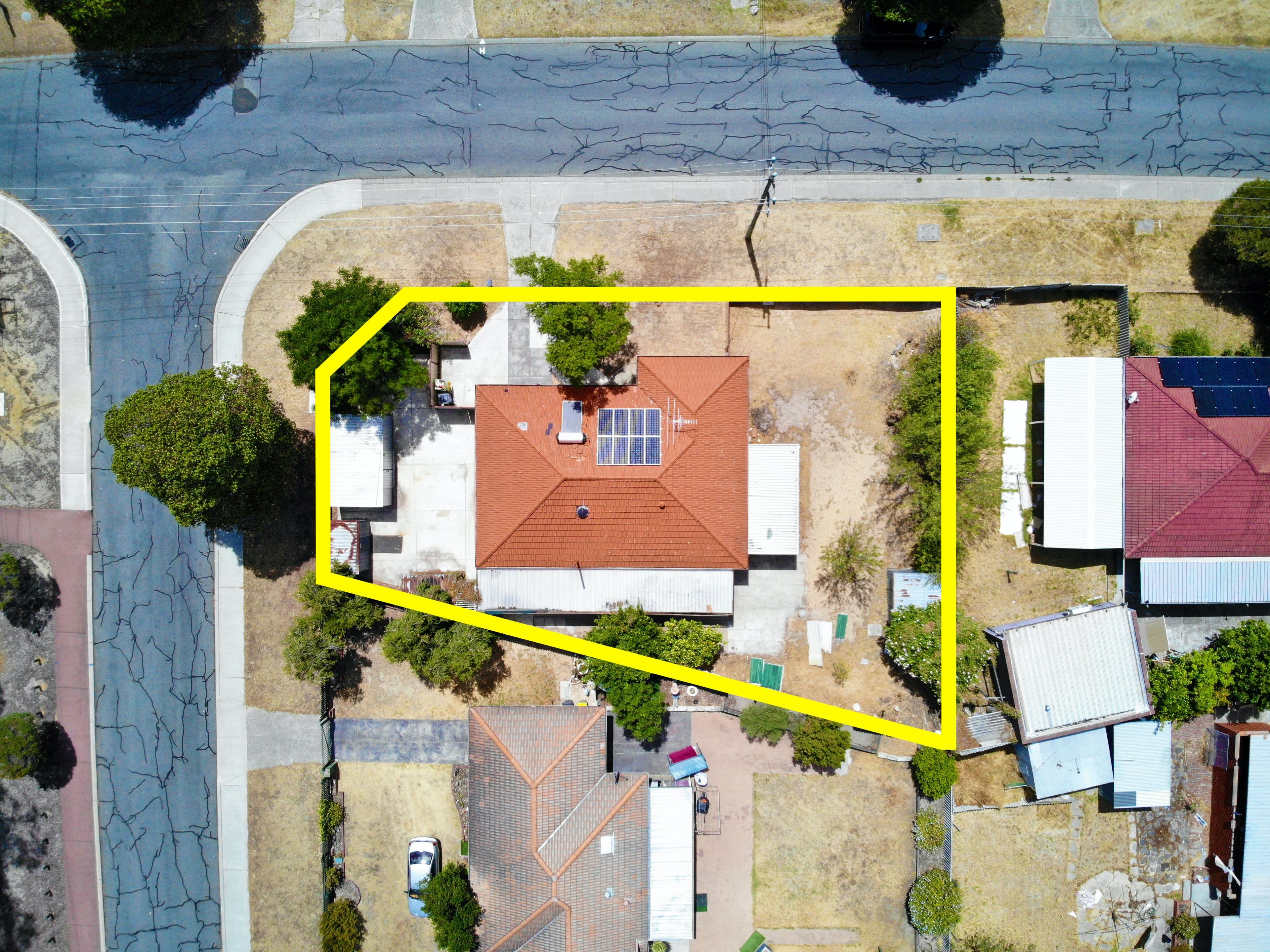 9 Carabeen Road, Maddington WA 6109, Maddington - Image 1