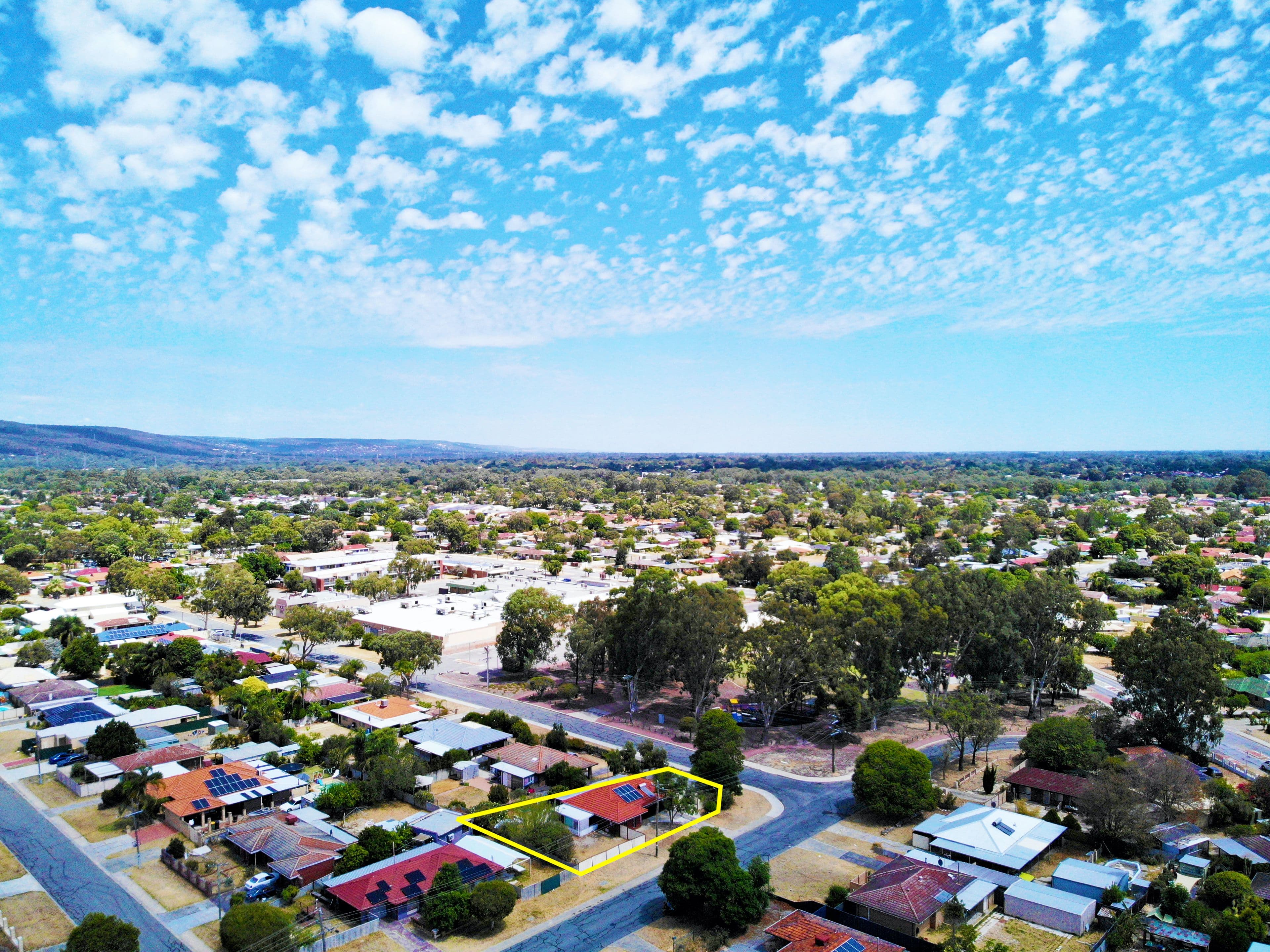 9 Carabeen Road, Maddington WA 6109, Maddington - Thumbnail 2