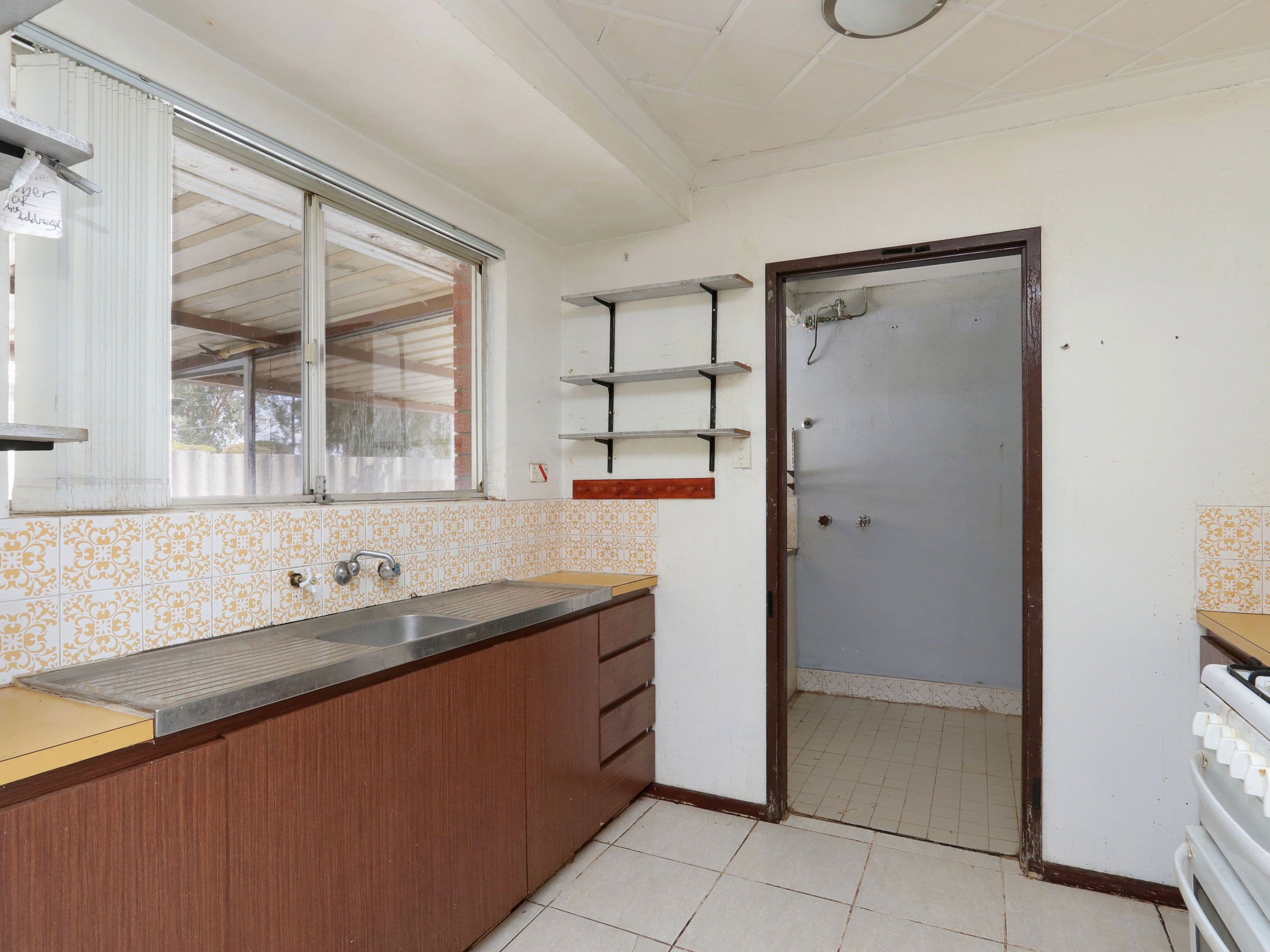 9 Carabeen Road, Maddington WA 6109, Maddington - Thumbnail 4