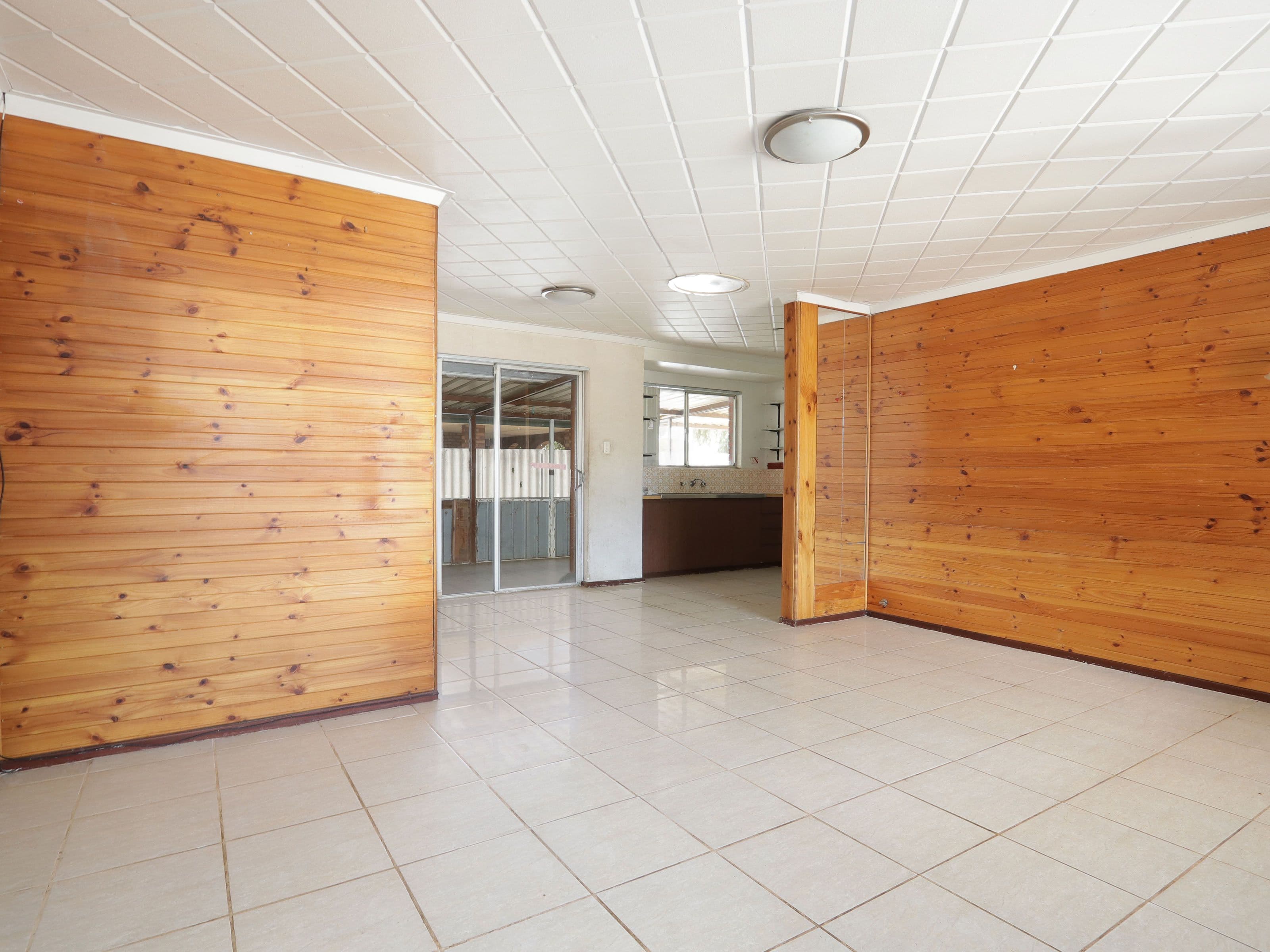 9 Carabeen Road, Maddington WA 6109, Maddington - Thumbnail 7