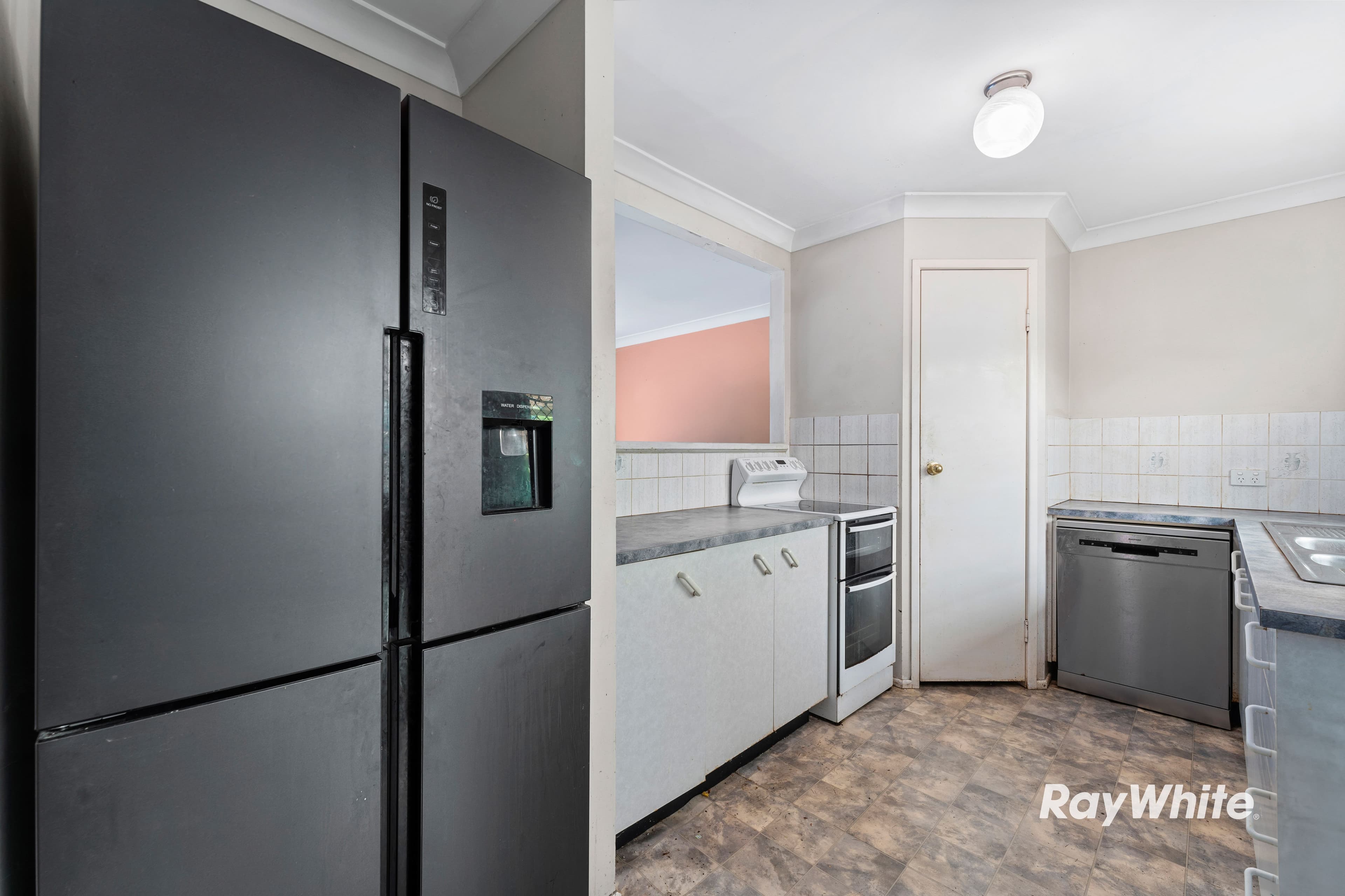 29 Avonmore Street, Edens Landing QLD 4207, Edens Landing - Thumbnail 4