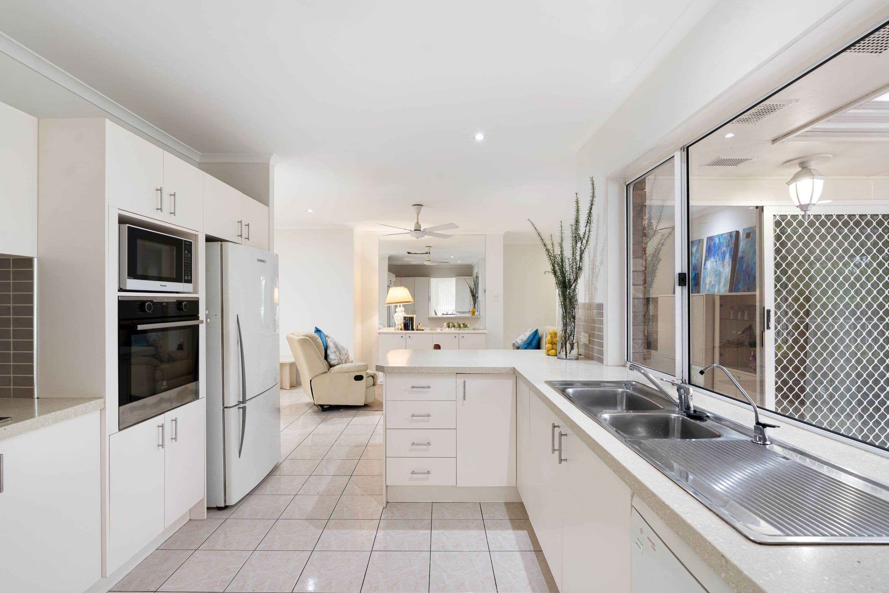 13 Kensington Street, Robina QLD 4226, Robina - Thumbnail 2