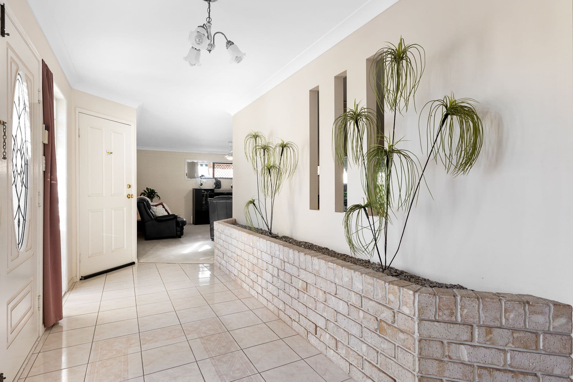 17 Lorenc Place, Bridgeman Downs QLD 4035, Bridgeman Downs - Thumbnail 3