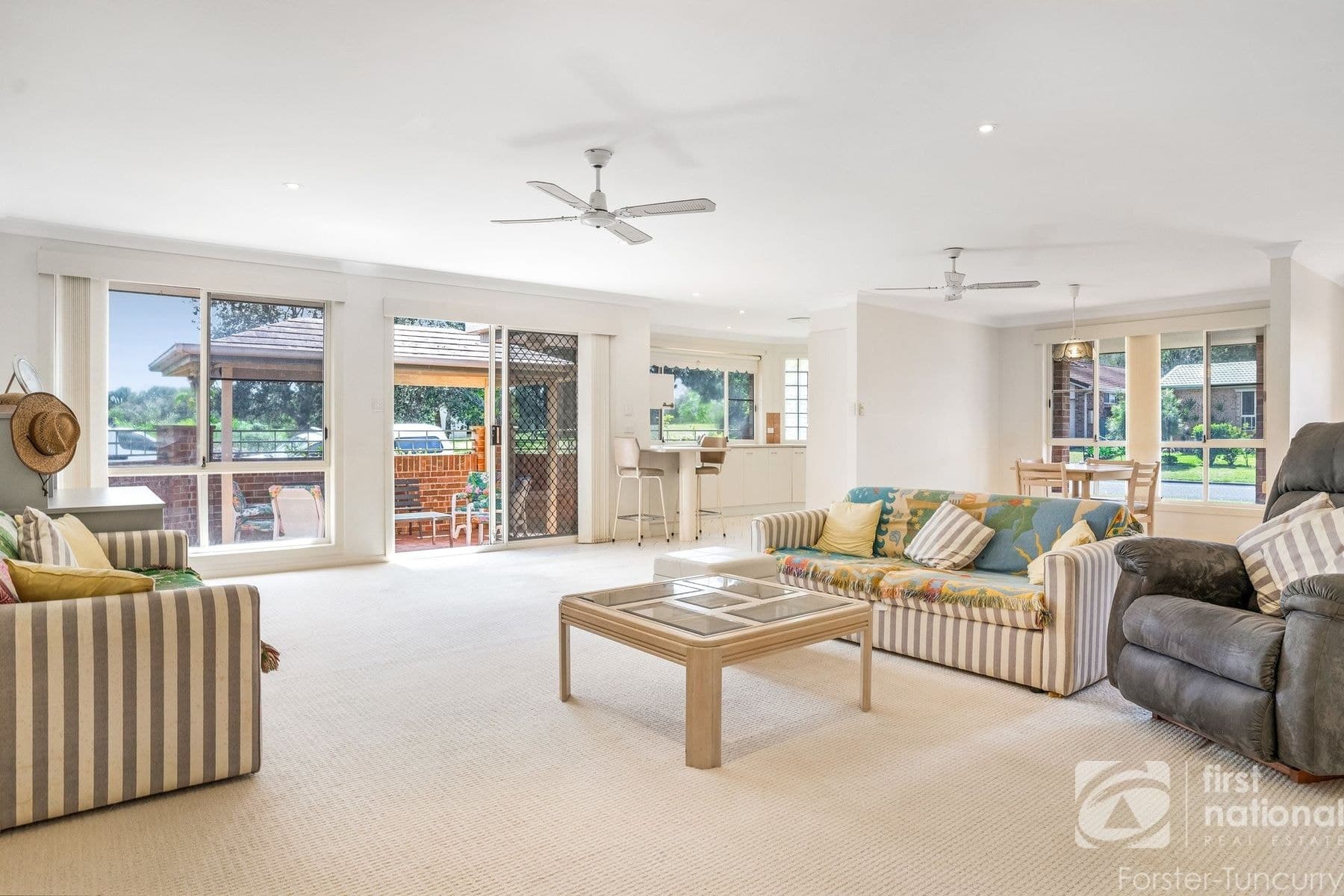 1/26 Pacific Parade, Tuncurry NSW 2428, Tuncurry - Thumbnail 2