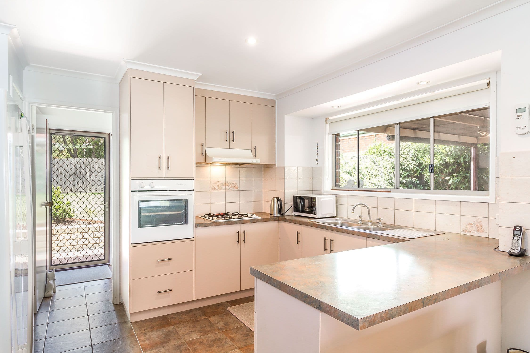 5 Archer Close, Lilydale VIC 3140, Lilydale - Thumbnail 2
