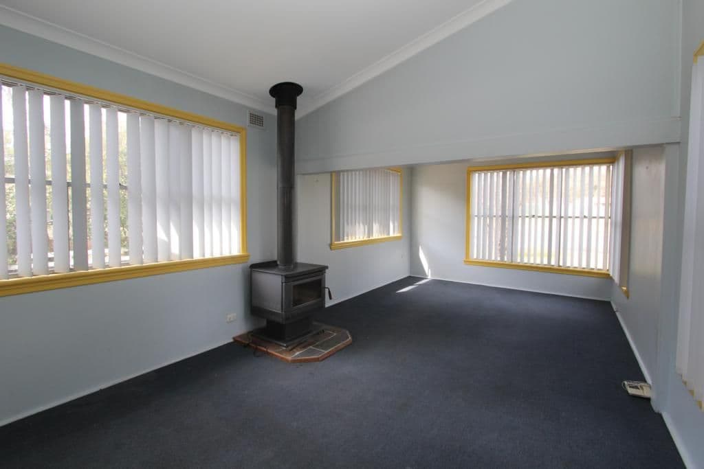 260 DOUGLAS Street, TENTERFIELD NSW 2372, Tenterfield - Thumbnail 4