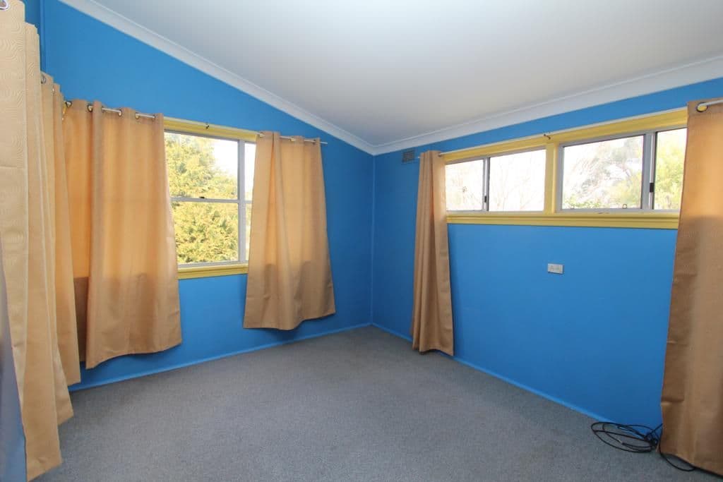 260 DOUGLAS Street, TENTERFIELD NSW 2372, Tenterfield - Thumbnail 6