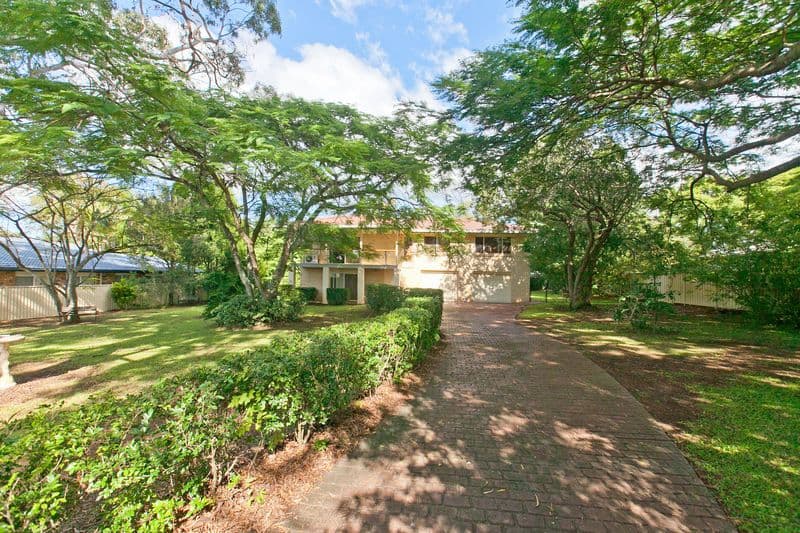 30-32 Sheena Street, WELLINGTON POINT QLD 4160, Wellington Point - Image 1
