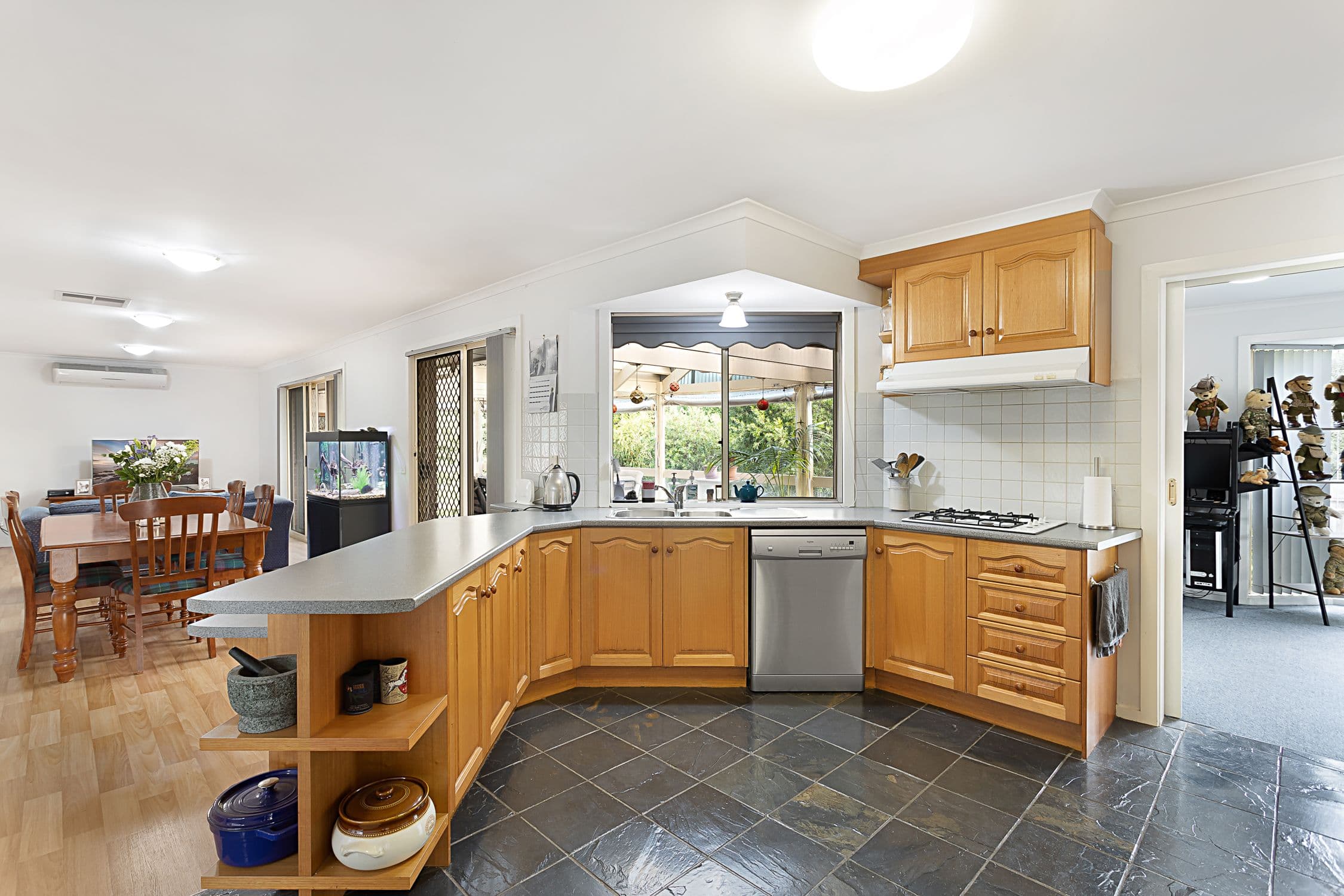 13 Eucalypt Drive, Lilydale VIC 3140, Lilydale - Thumbnail 3