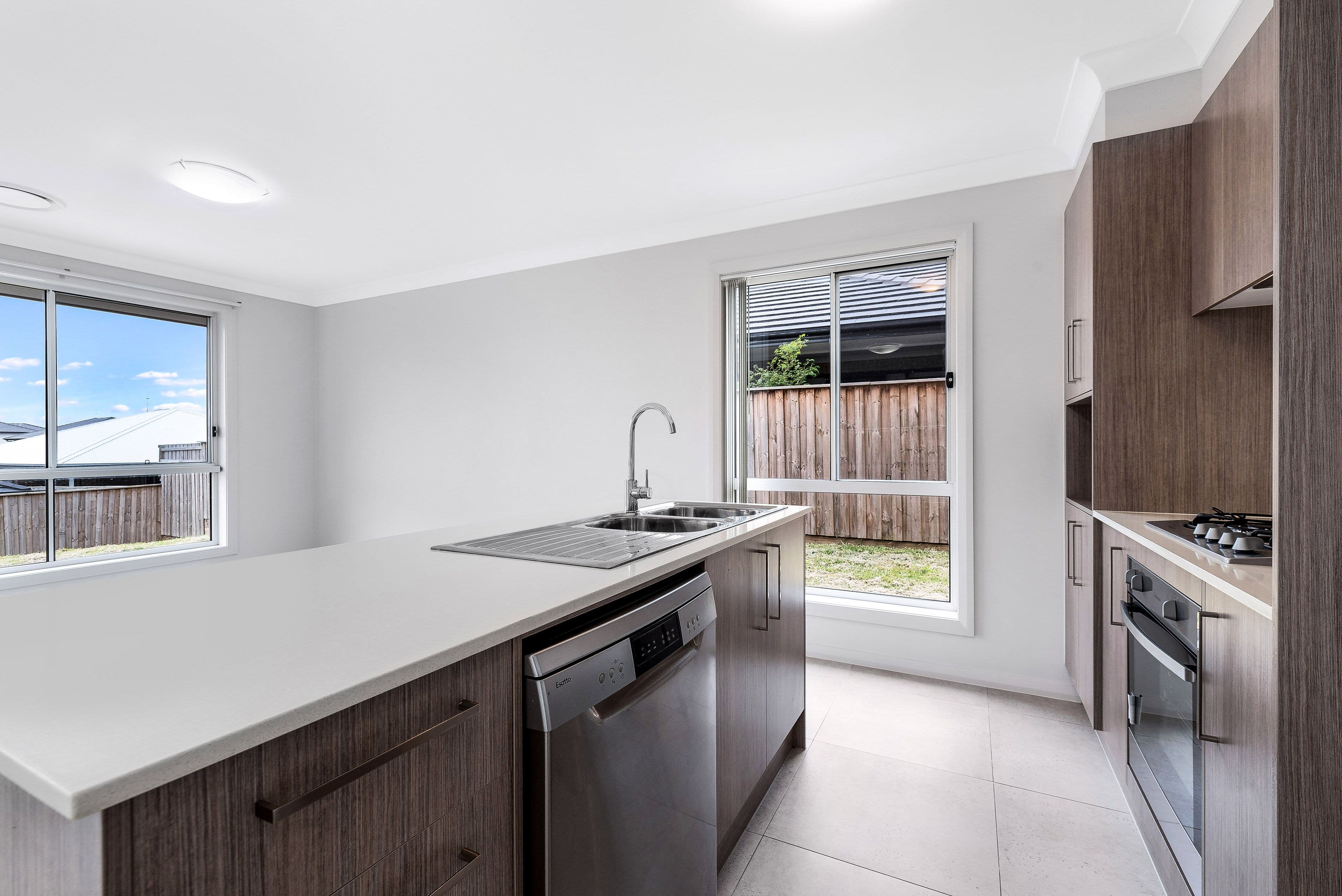 27 Withers Road, North Kellyville NSW 2155, North Kellyville - Thumbnail 4