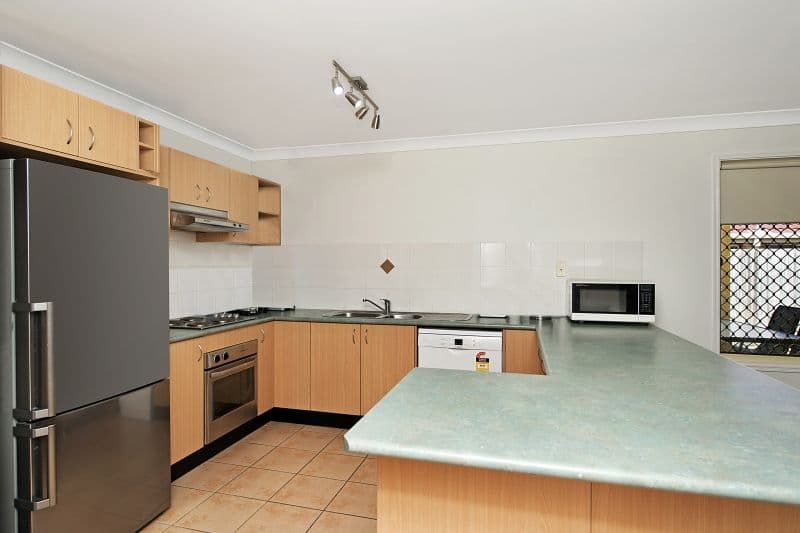 8 Cheviot Street, North Lakes QLD 4509, North Lakes - Thumbnail 5