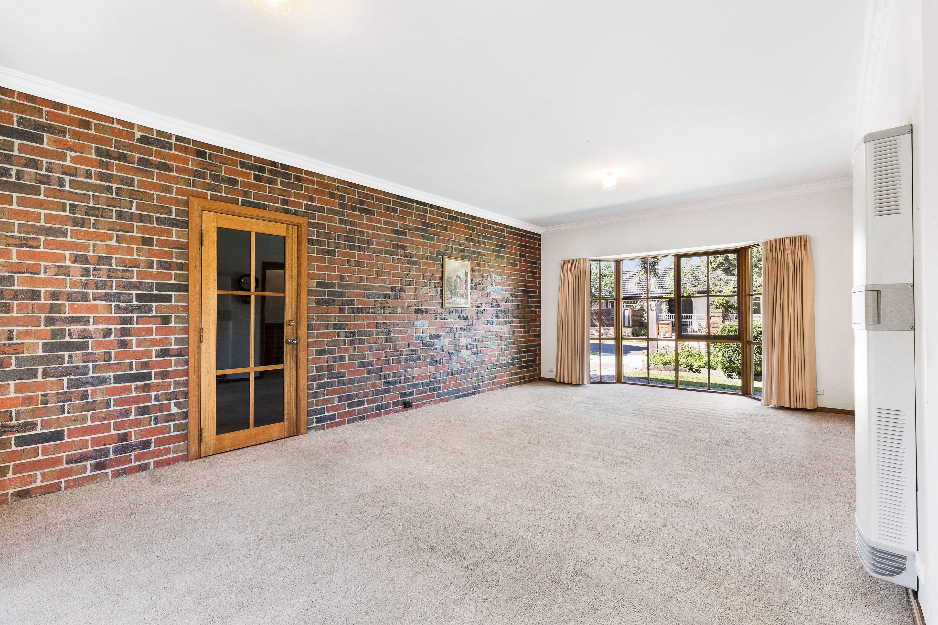 9 Ward Avenue, Oakleigh South VIC 3167, Oakleigh South - Thumbnail 2
