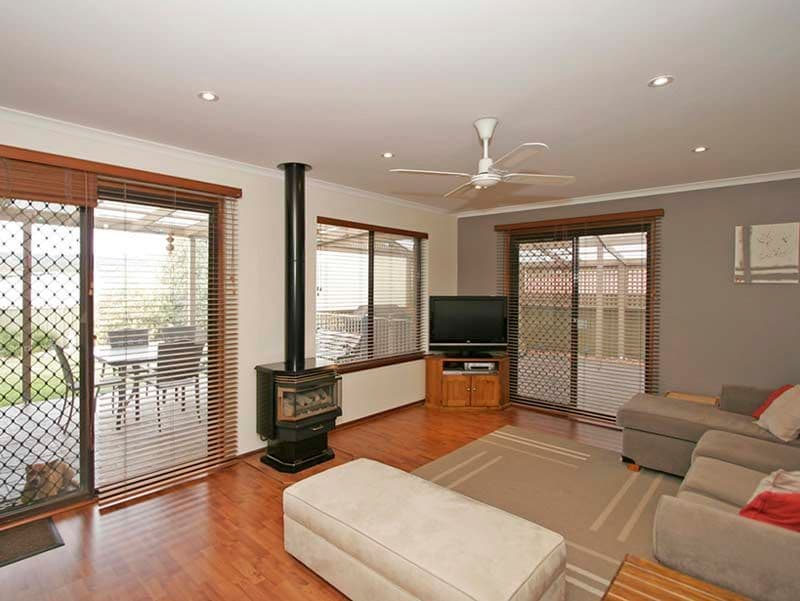 11 Warburton Drive, WOODCROFT SA 5162, Woodcroft - Thumbnail 3