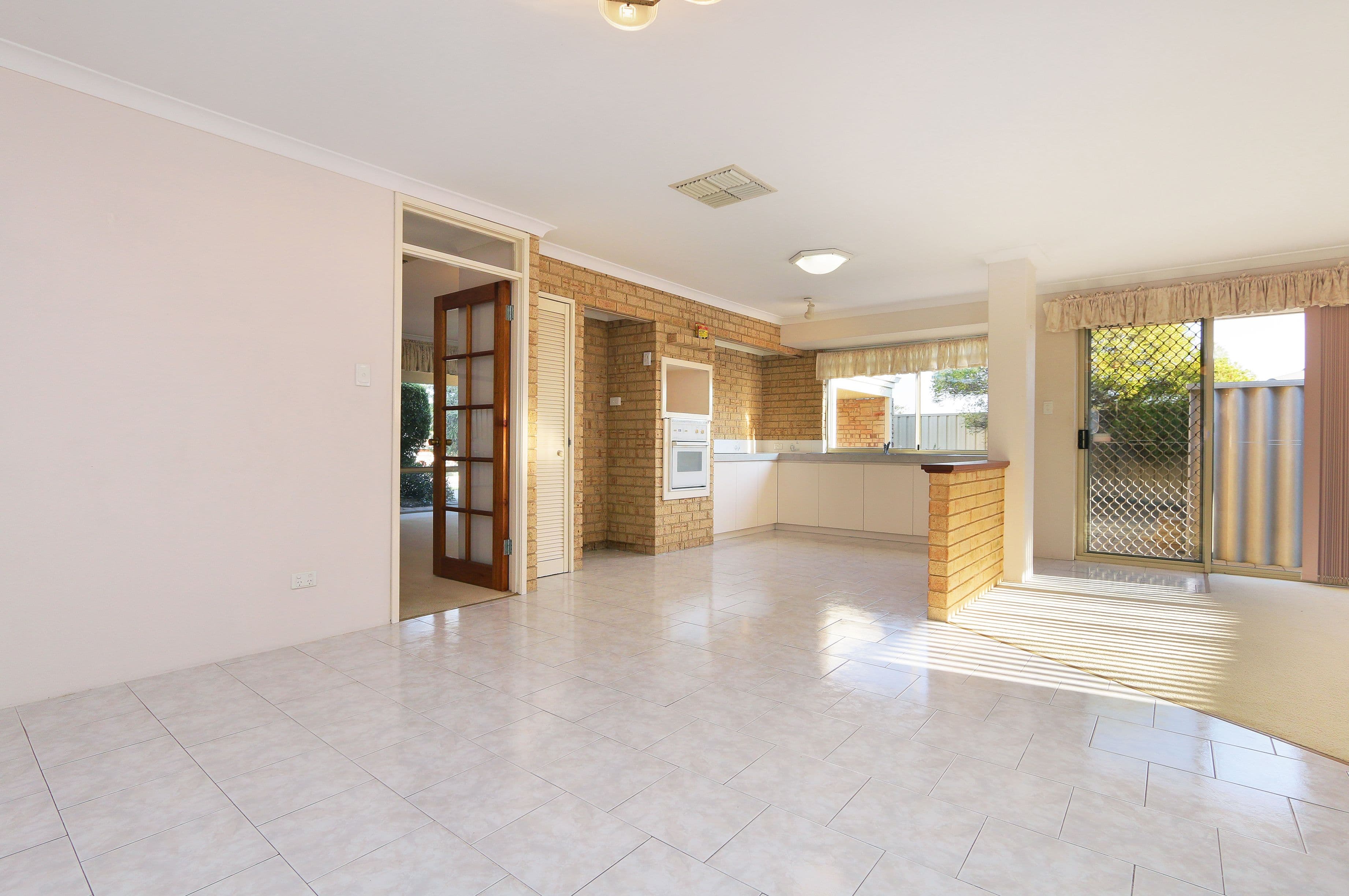 75 Prescott Drive, Kardinya WA 6163, Kardinya - Thumbnail 8