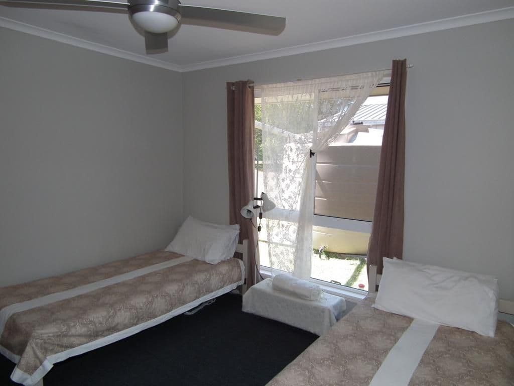 17 Seaview Avenue, MAAROOM QLD 4650, Maaroom - Thumbnail 6
