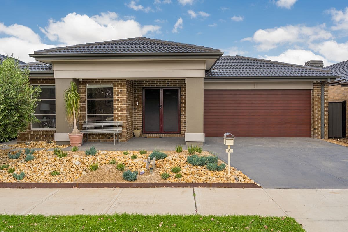 8 Lion Chase, Craigieburn VIC 3064, Craigieburn - Thumbnail 2