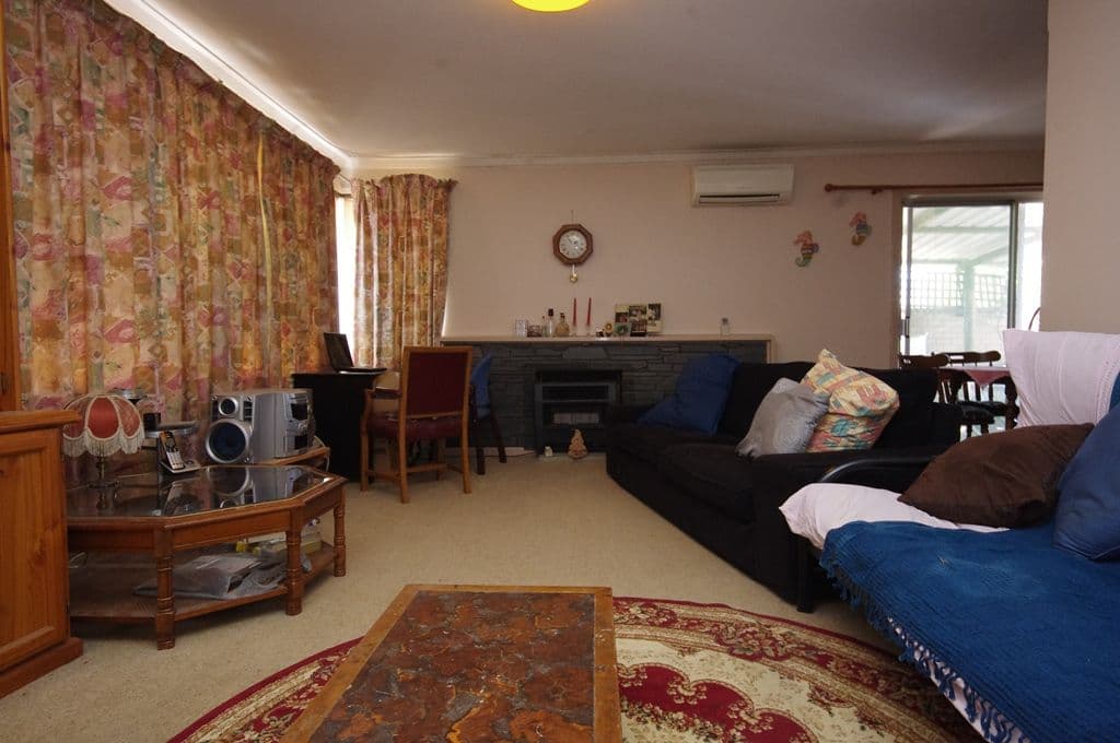 28 Harkins Street (Off Wychcross St), WESTMINSTER WA 6061, Westminster - Thumbnail 2