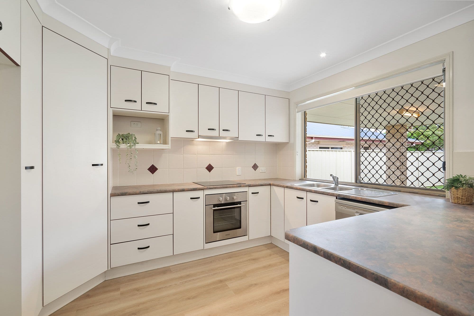 110 Haig Road, Loganlea QLD 4131, Loganlea - Thumbnail 4