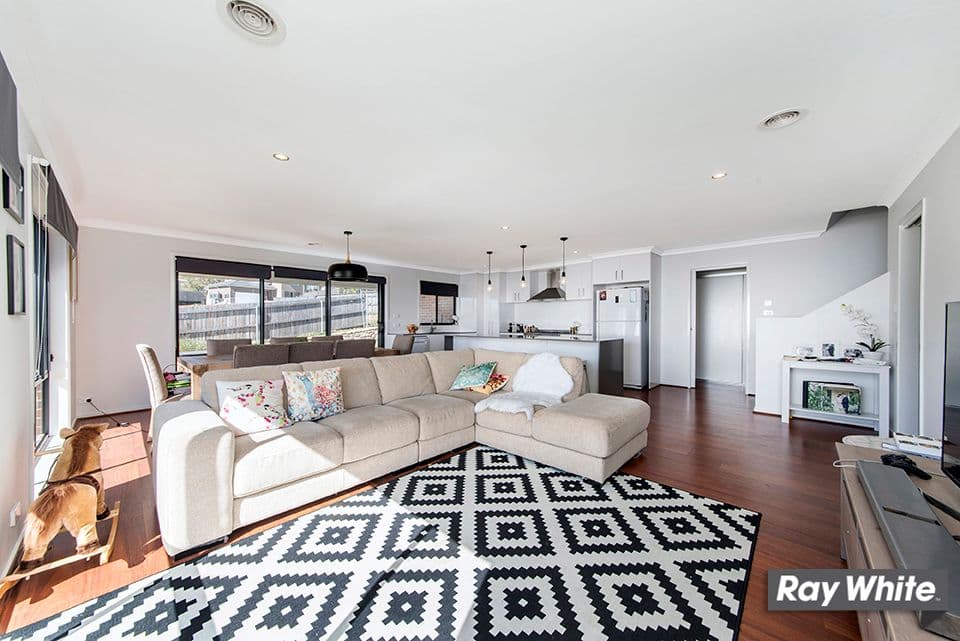 17 Bindugan Crescent, Ngunnawal ACT 2913, Ngunnawal - Thumbnail 3