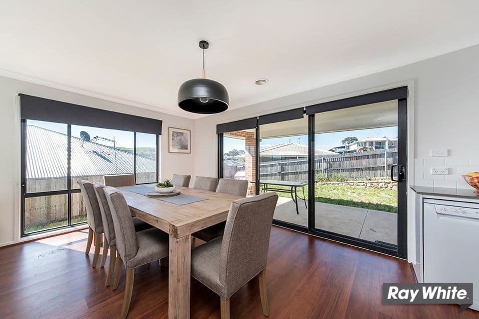 17 Bindugan Crescent, Ngunnawal ACT 2913, Ngunnawal - Thumbnail 5