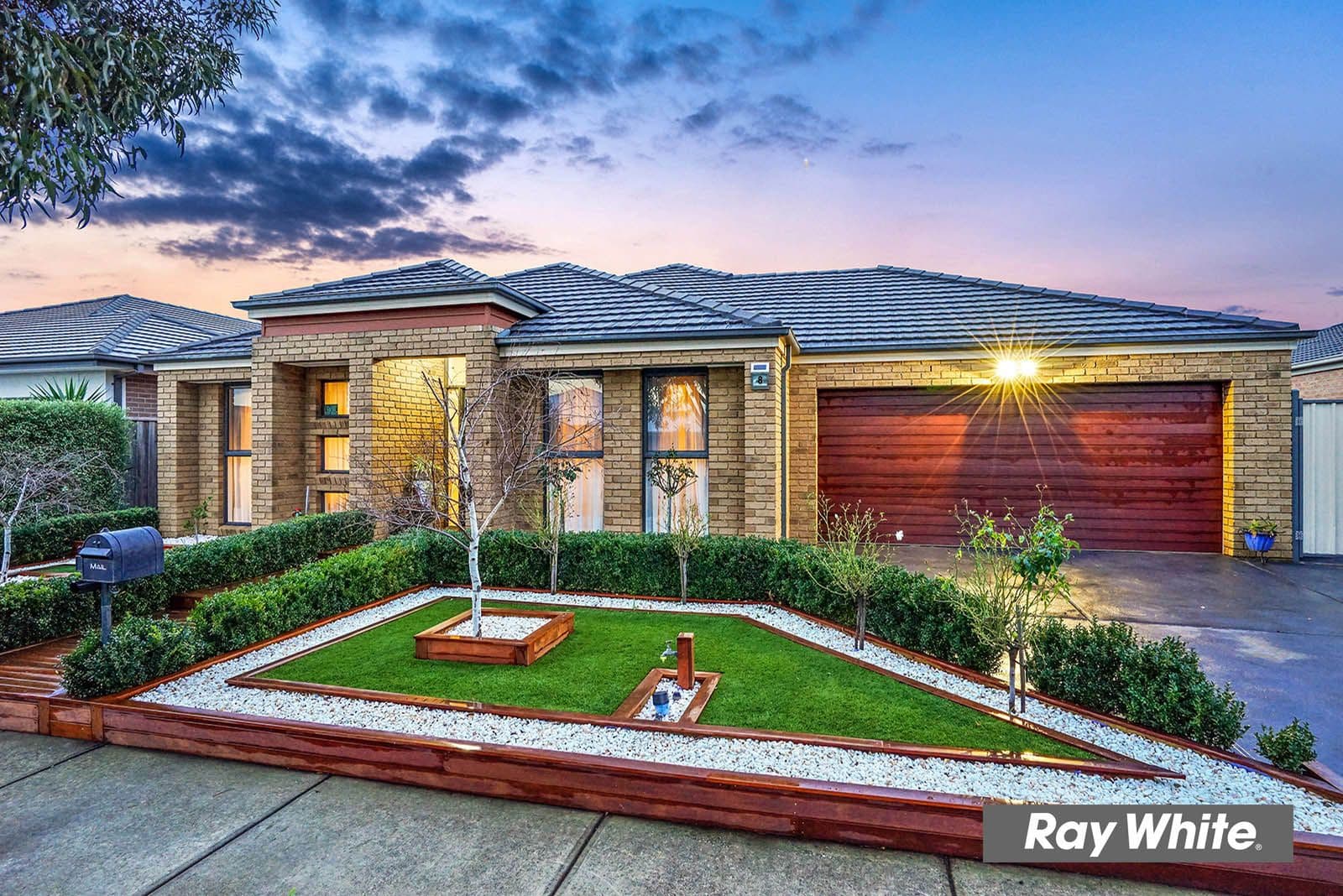 8 Swordgrass Avenue, Tarneit VIC 3029, Tarneit - Thumbnail 3