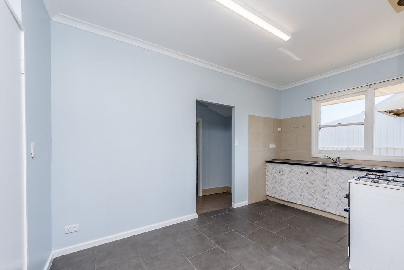 5 Lantana Street, Rangeway WA 6530, Rangeway - Thumbnail 4