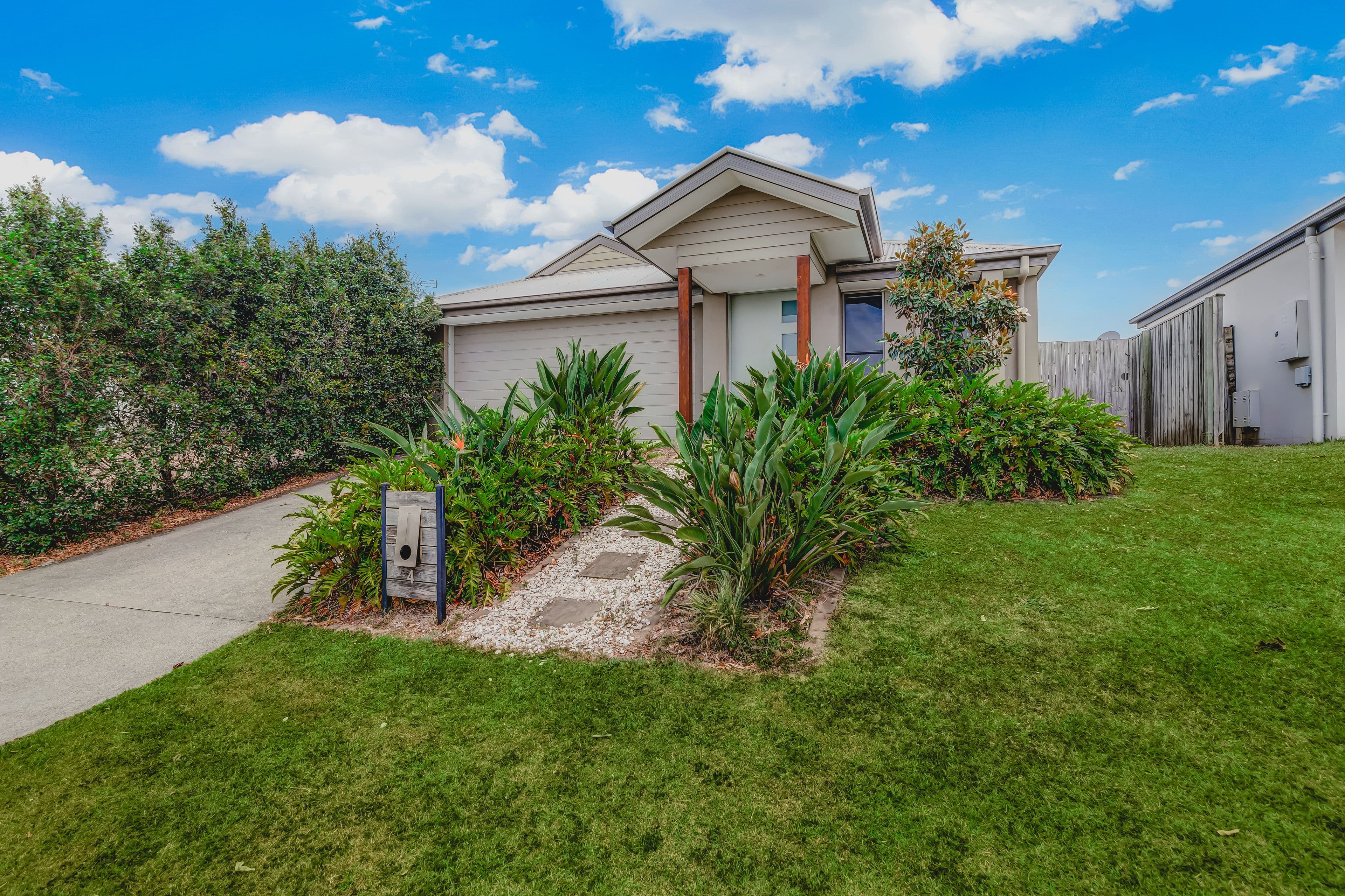 4 Keppel Way, Coomera QLD 4209, Coomera - Thumbnail 2