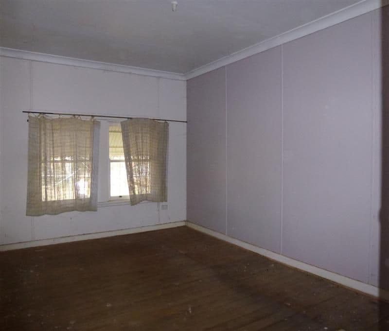 8 Barbigal Street, Brocklehurst, DUBBO NSW 2830, Dubbo - Thumbnail 3