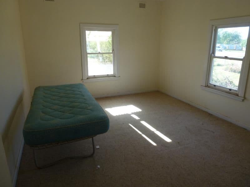 8 Barbigal Street, Brocklehurst, DUBBO NSW 2830, Dubbo - Thumbnail 4