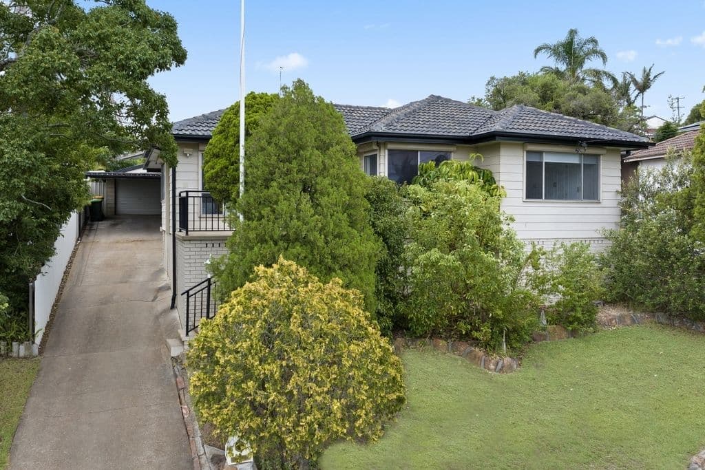 36 Buffier Crescent, Rutherford - Image 1