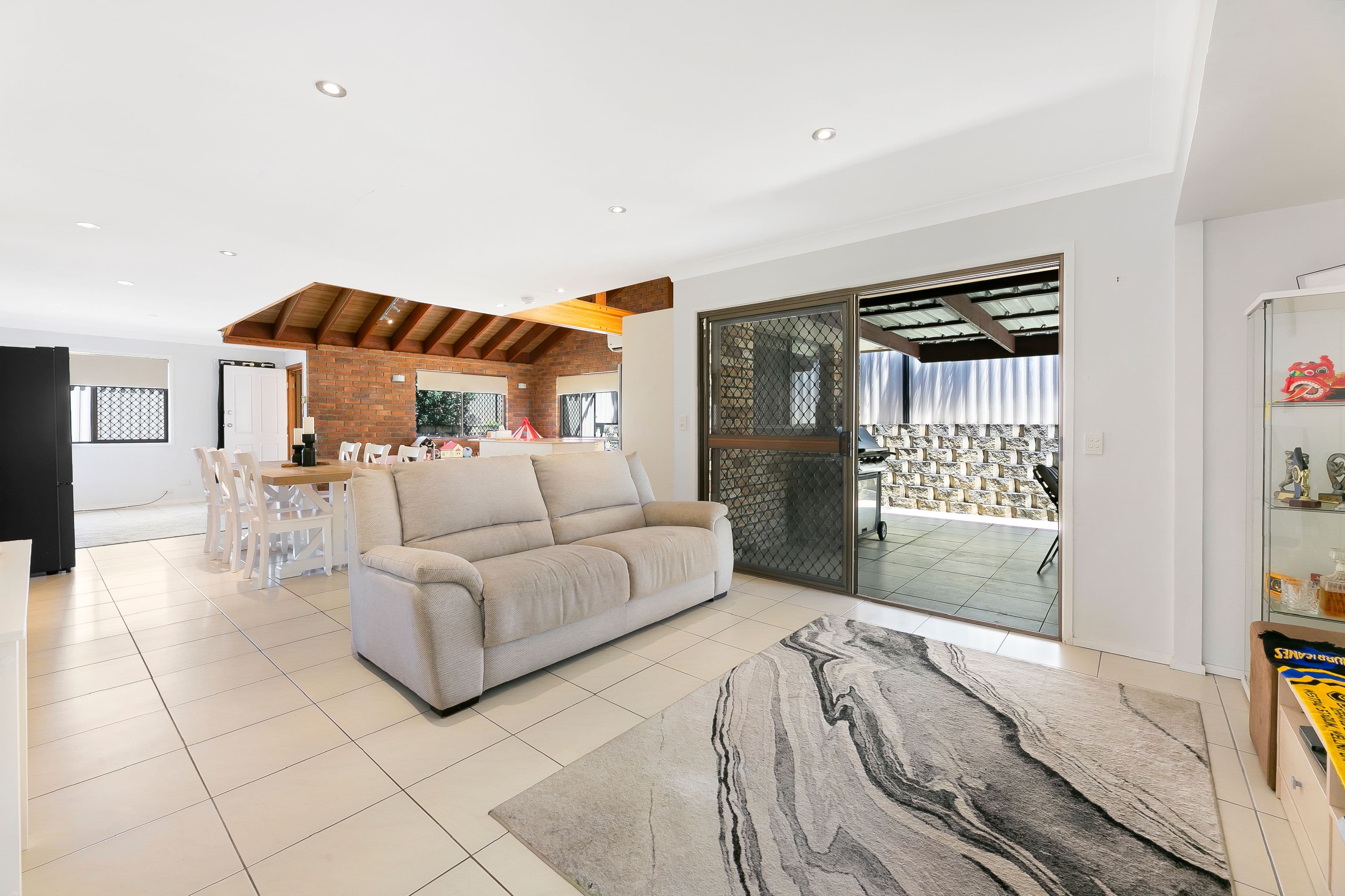 8 Wilga Court, Ashmore QLD 4214, Ashmore - Thumbnail 7